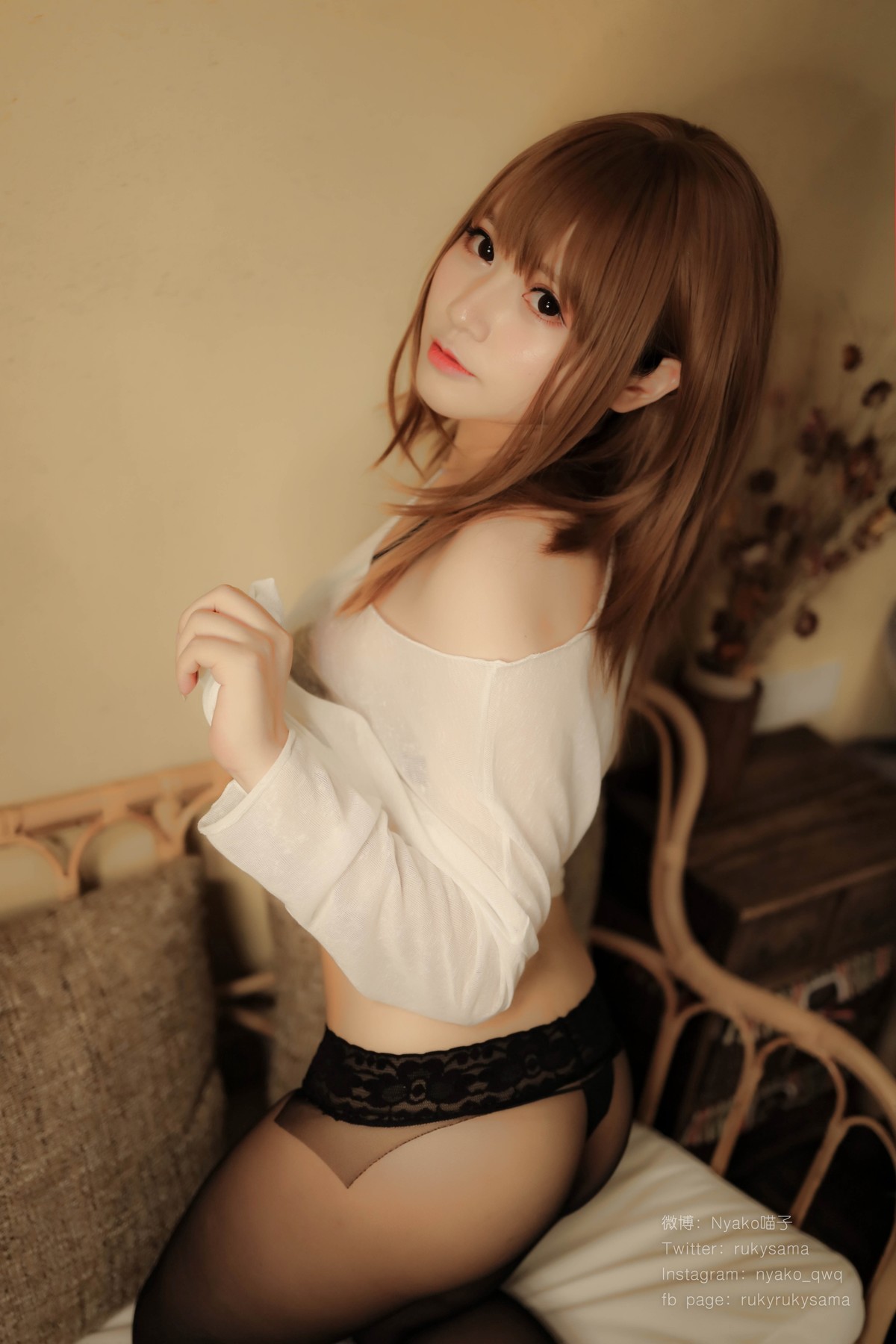 Cosplay-Nyako喵子-縛られたの人妻-Set02-03-18