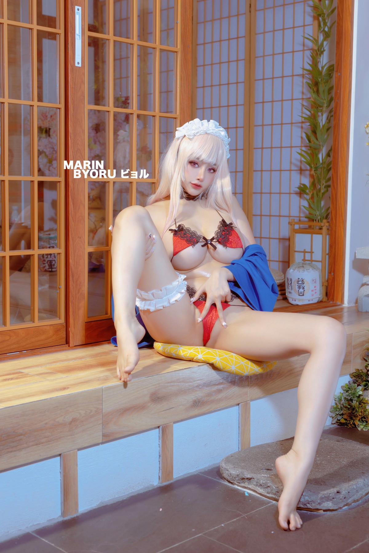 Cosplay-日本性感萝莉Byoru-Marin-Red-Lingerie-02-03