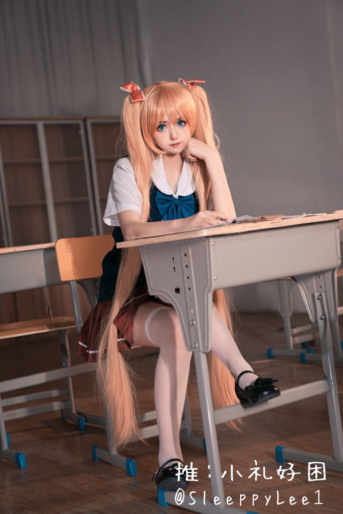 小礼好困---秋月爱莉-41P-381MB-05-15