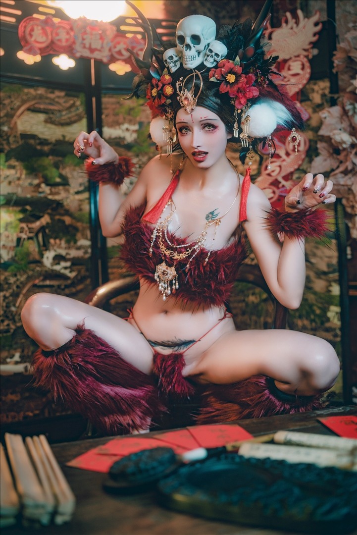 鹿八岁baby---闯进我家的凶凶年兽-120P-120P-78852-MB-20240809h-08-10