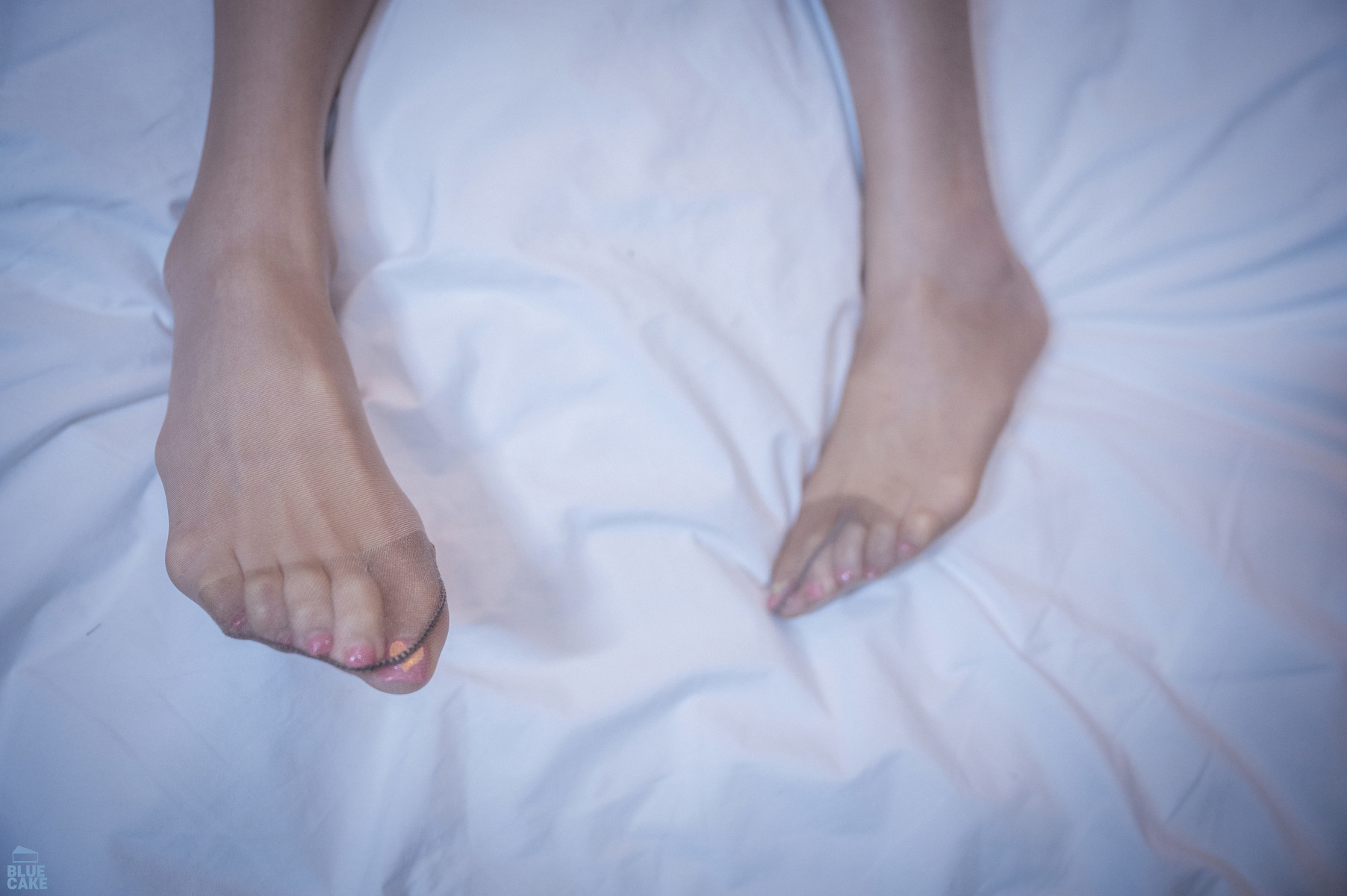 YeonYu-연유-BLUECAKE-My-24-7-Slave-Set01-03-19