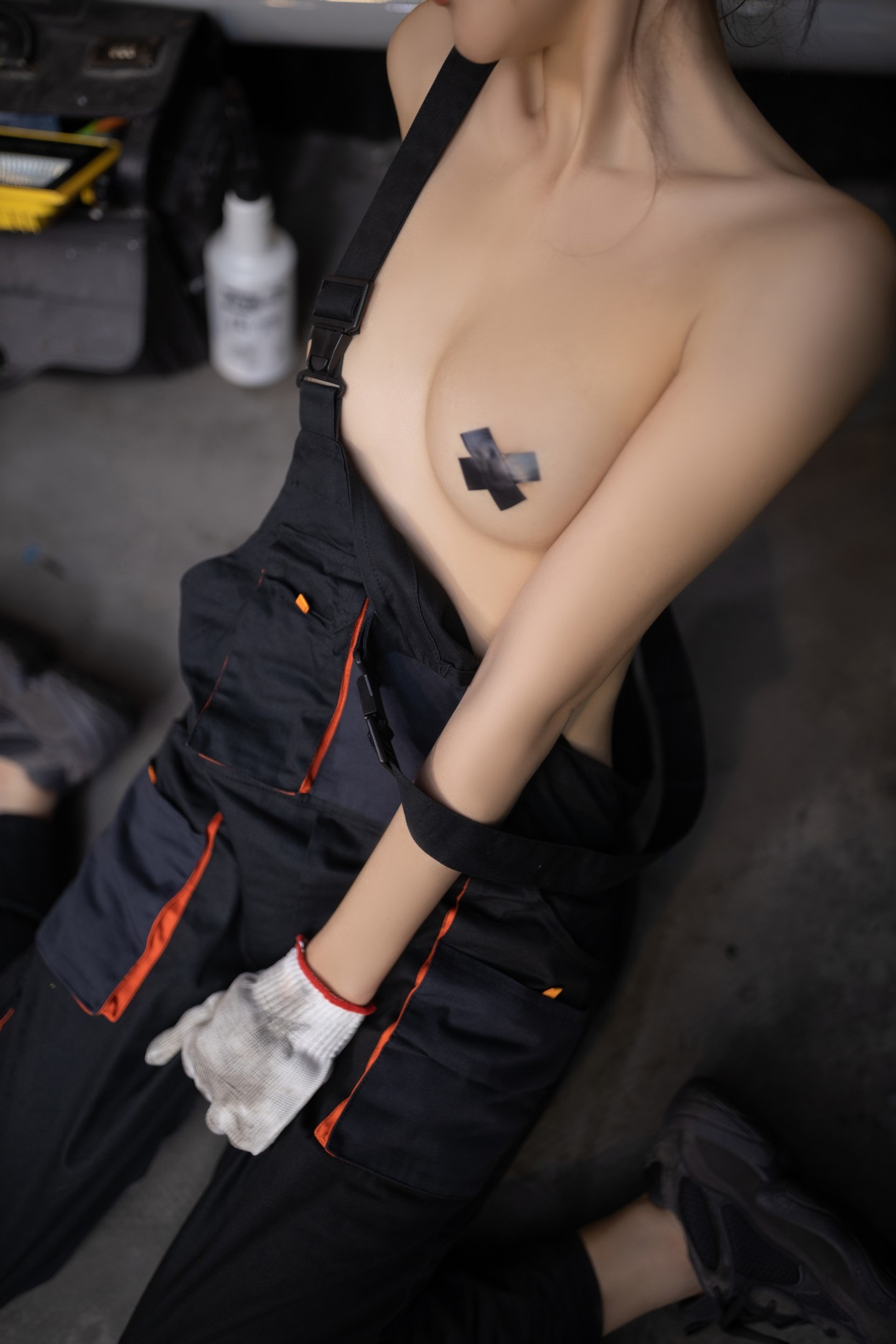 网红女神嫩模-阿朱-品-性感汽修工-08-26