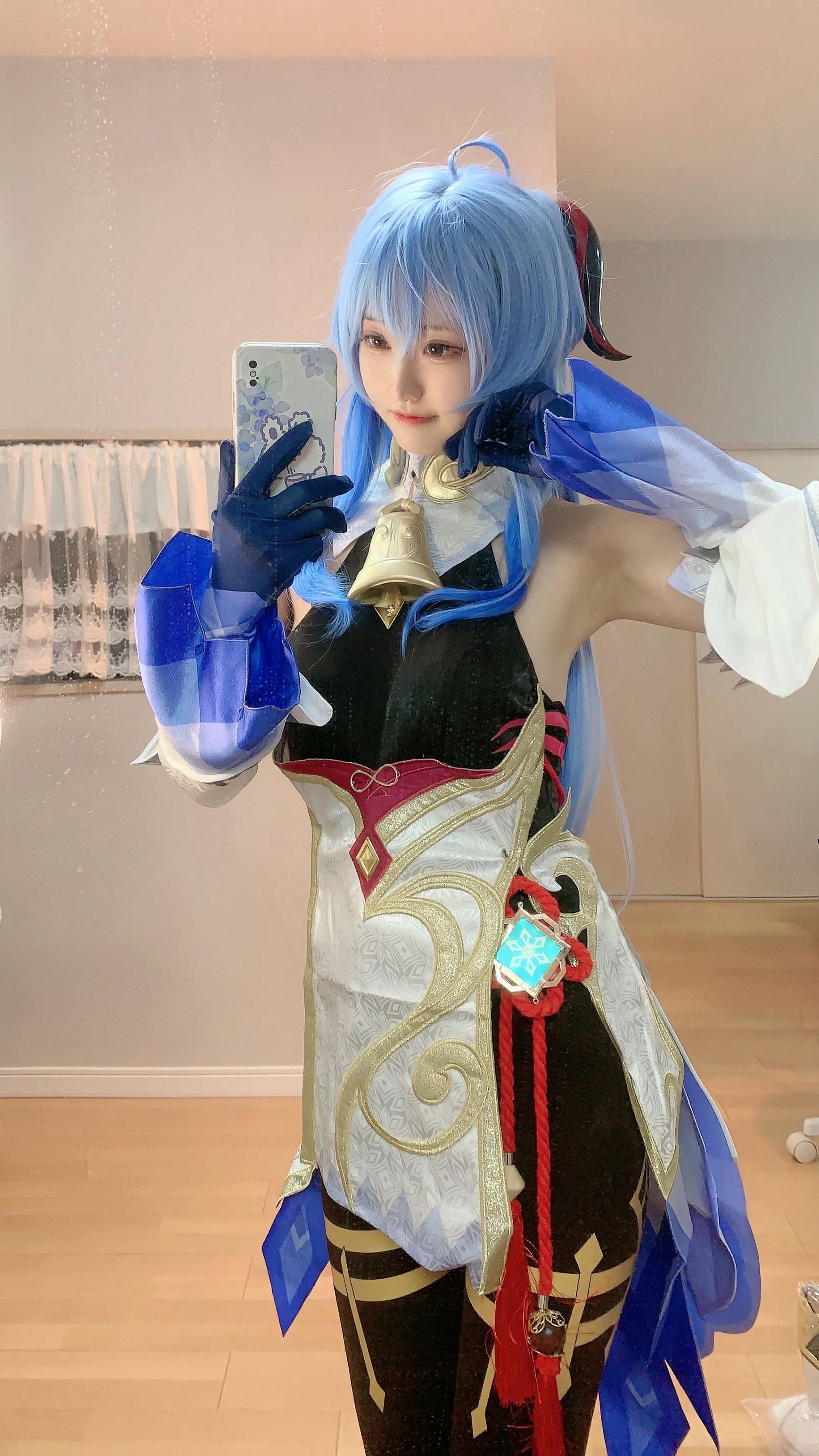 018-千阳快起床---甘雨对镜拍-13P-3869-MB-08-27