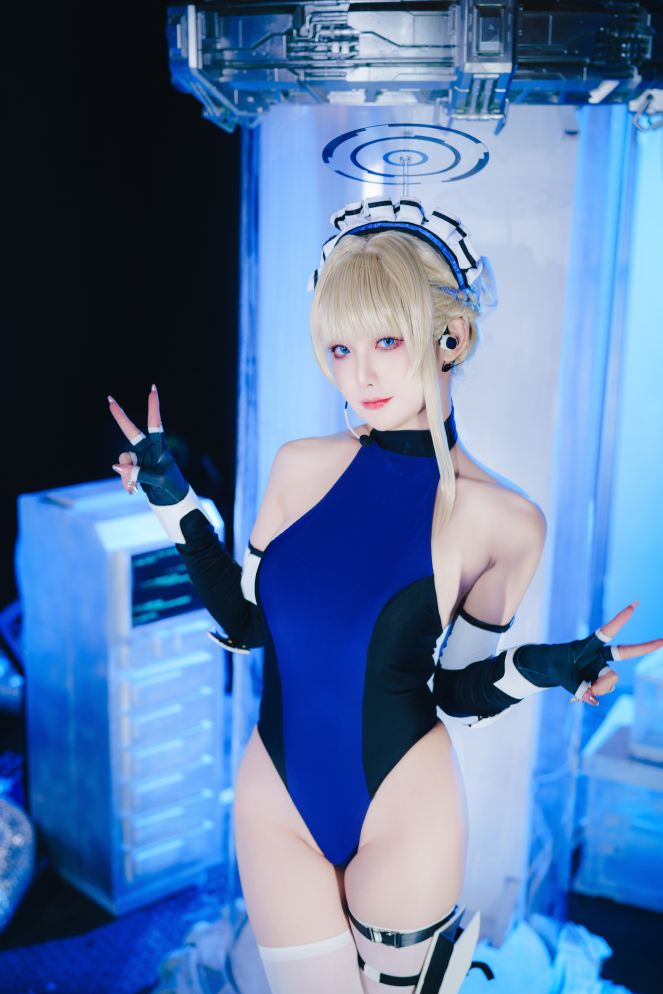 封疆疆v-飞鸟马时竞泳-07-10