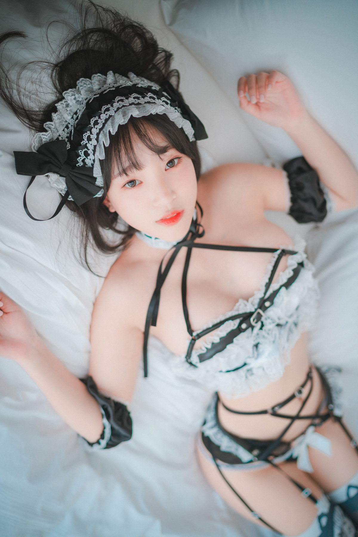 Kang-Inkyung-강인경-DJAWA-Maid-in-Lace-Limitation-Set02-12-22