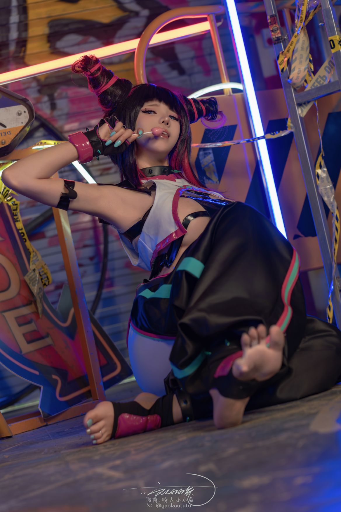 咬人小小兔-黏黏团子兔---五月作品街霸-韩蛛俐-81P1V-139GB-06-16