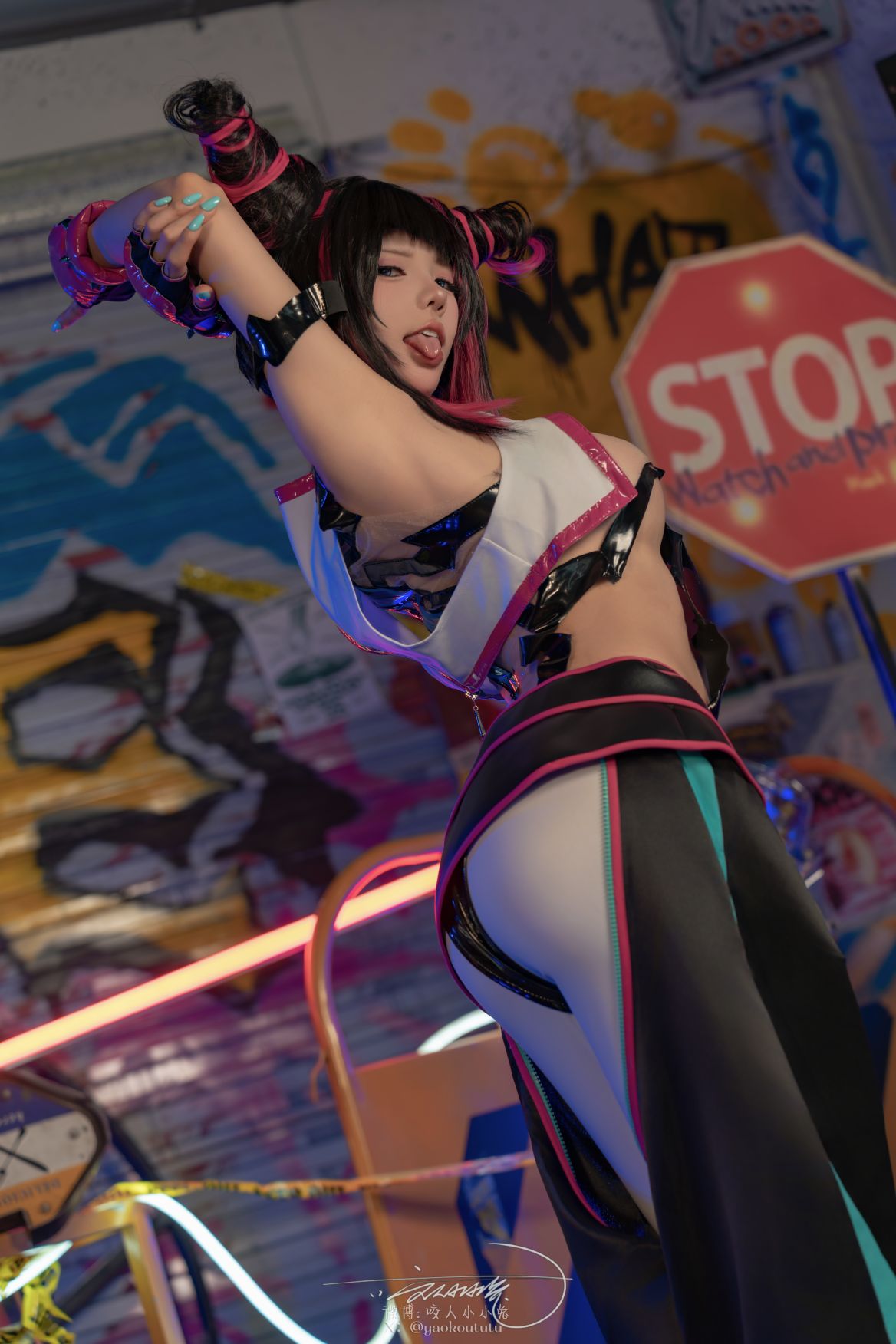 咬人小小兔-黏黏团子兔---五月作品街霸-韩蛛俐-81P1V-139GB-06-16