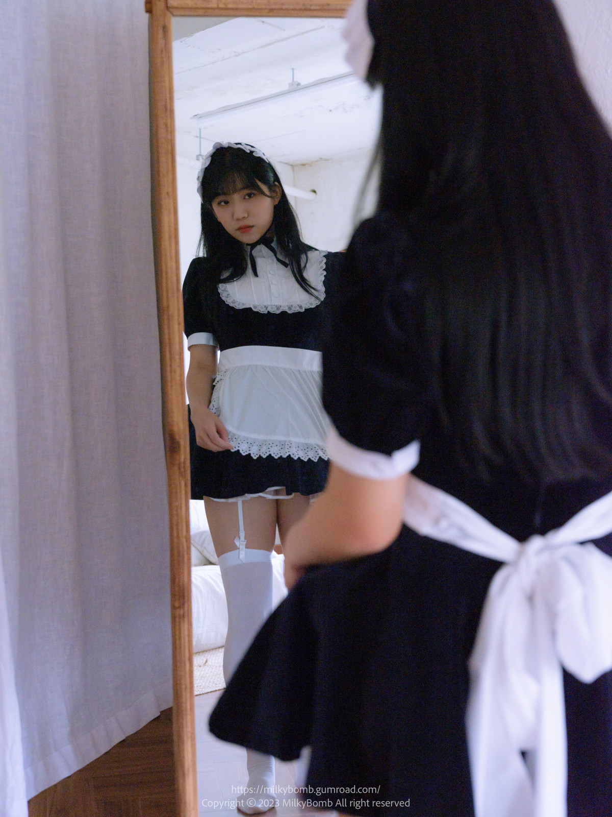 Yui-유이-MilkyBomb-Maid-Set01-10-02