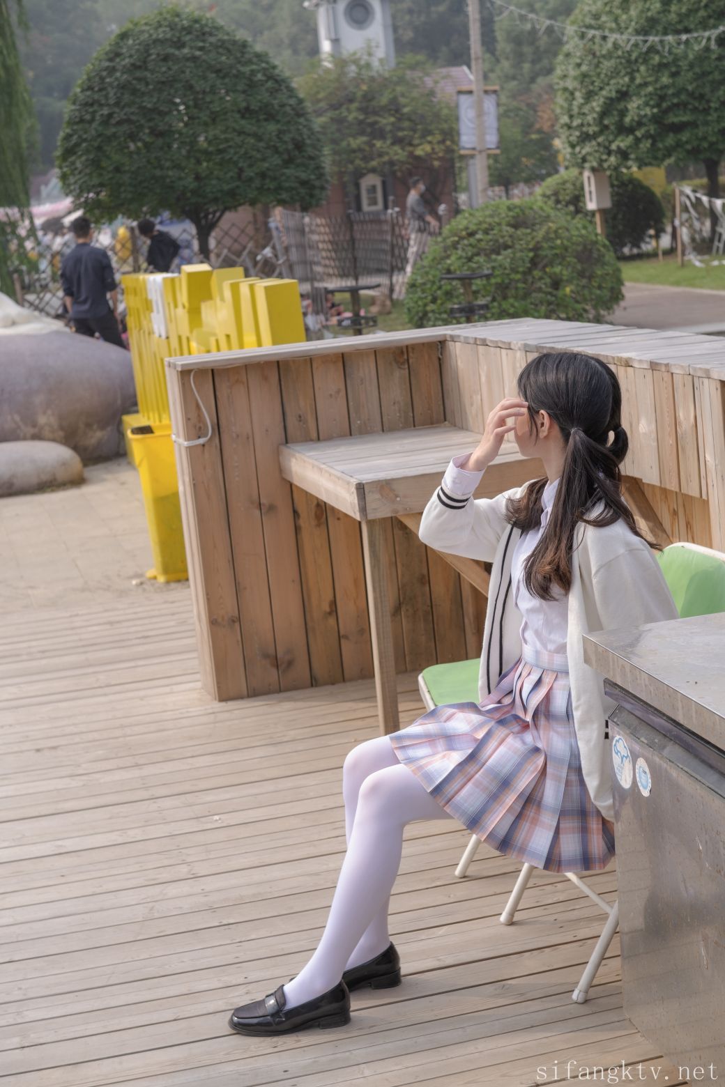 VIP小七-JK-R18-230P1V-372G-01-14