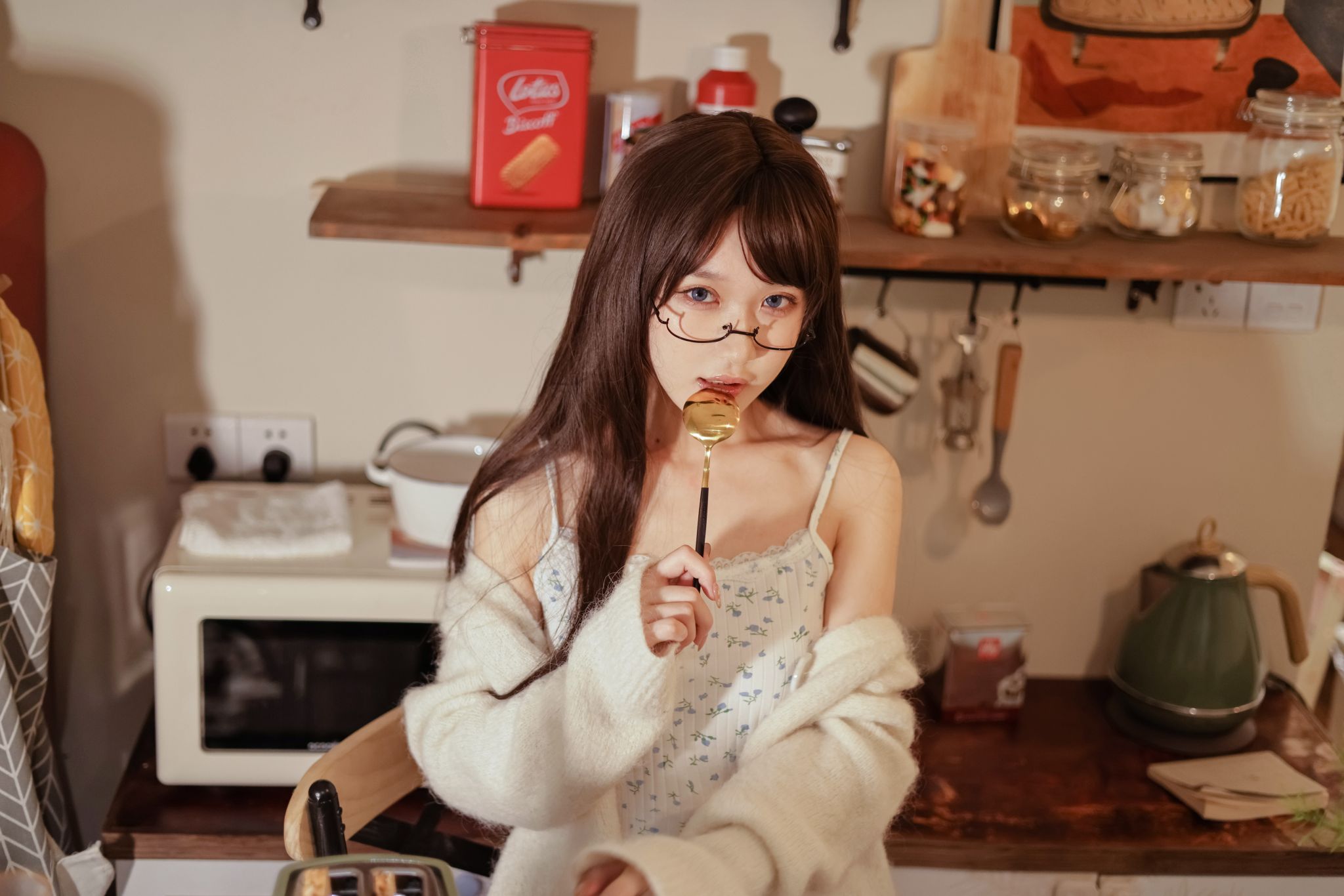 阿包也是兔娘---轻熟女-34P-626MB-02-25