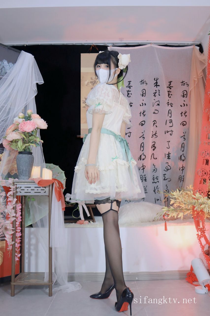 Miao喵酱x小简x奶糊-2024大型三人春晚限定-裸舞才艺-02-16