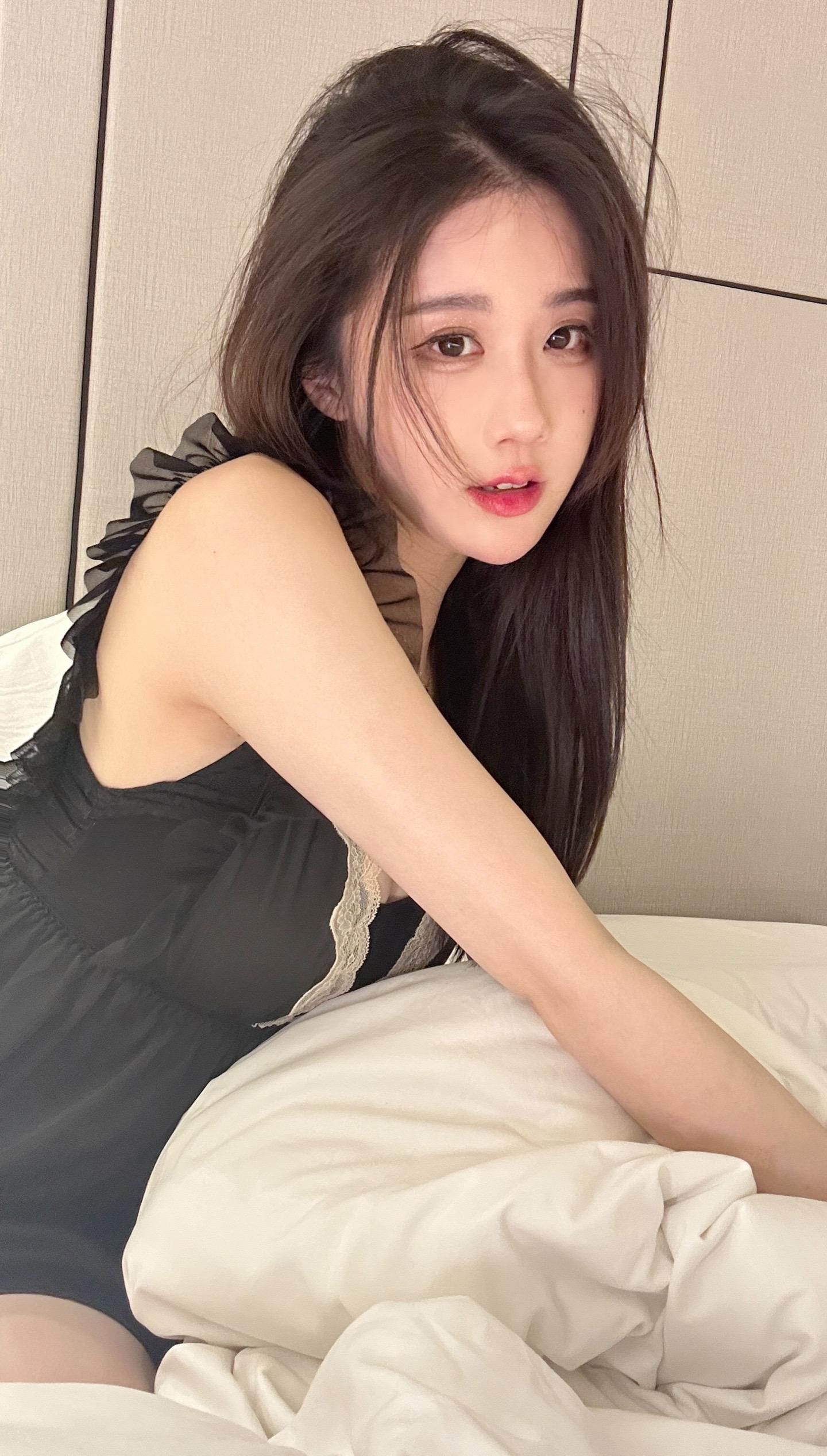 抖音-轩子巨二兔-抖音无水印备份-9P-98V-37977-MB-08-15