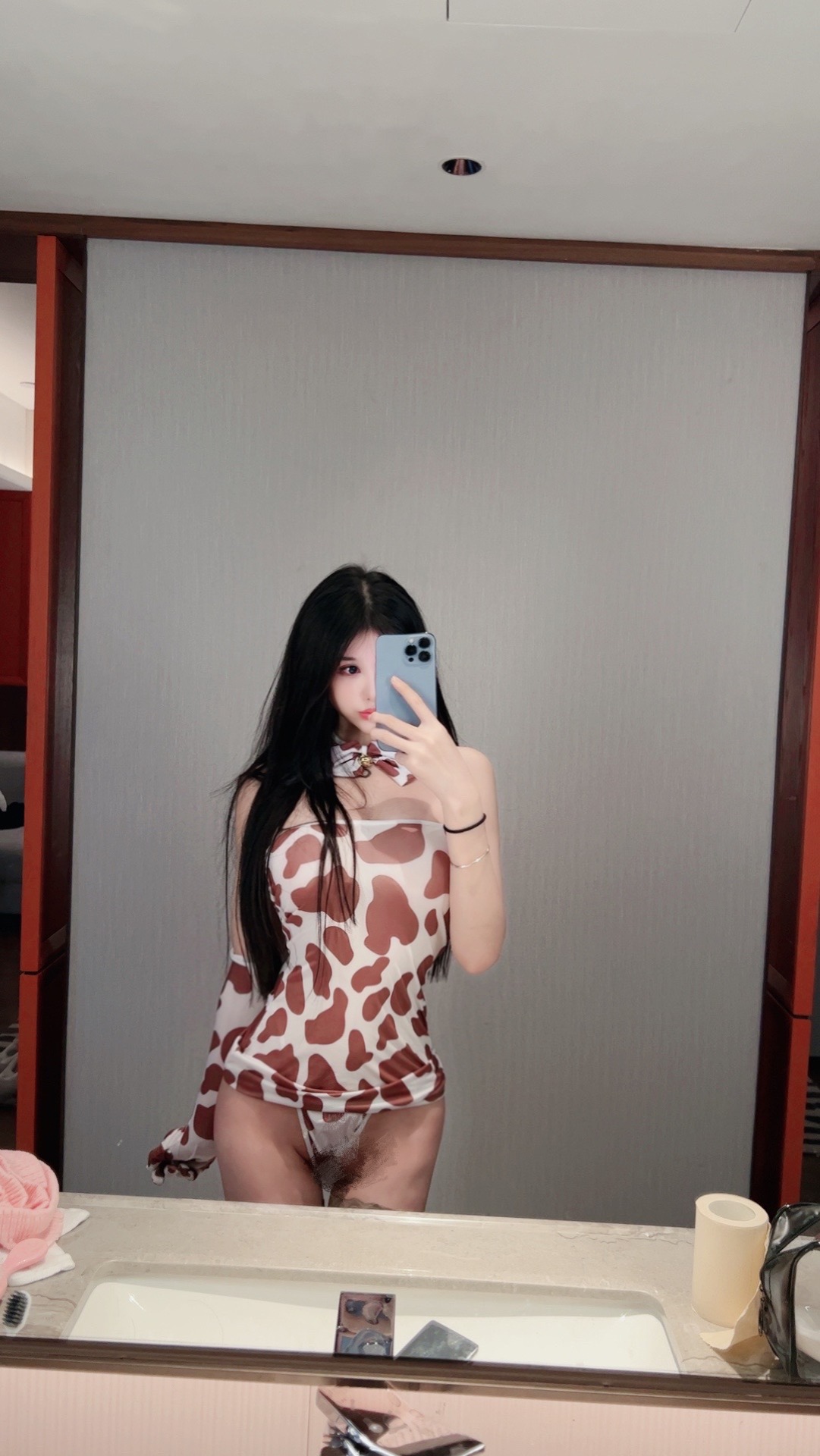 沈汝凡超哇塞-03-12