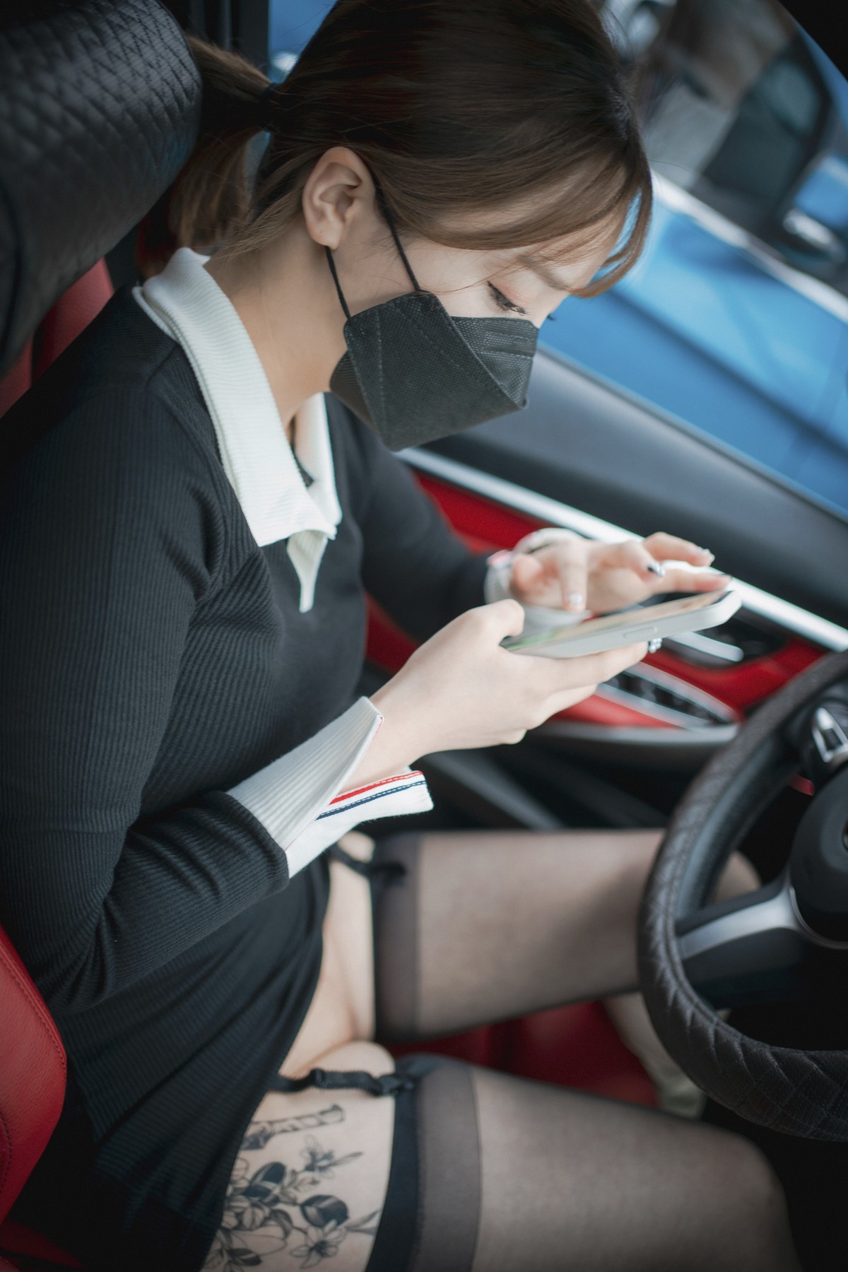 Son-Yeeun-손예은-LOOZY-A-Snap-of-Intimacy-Set02-04-03