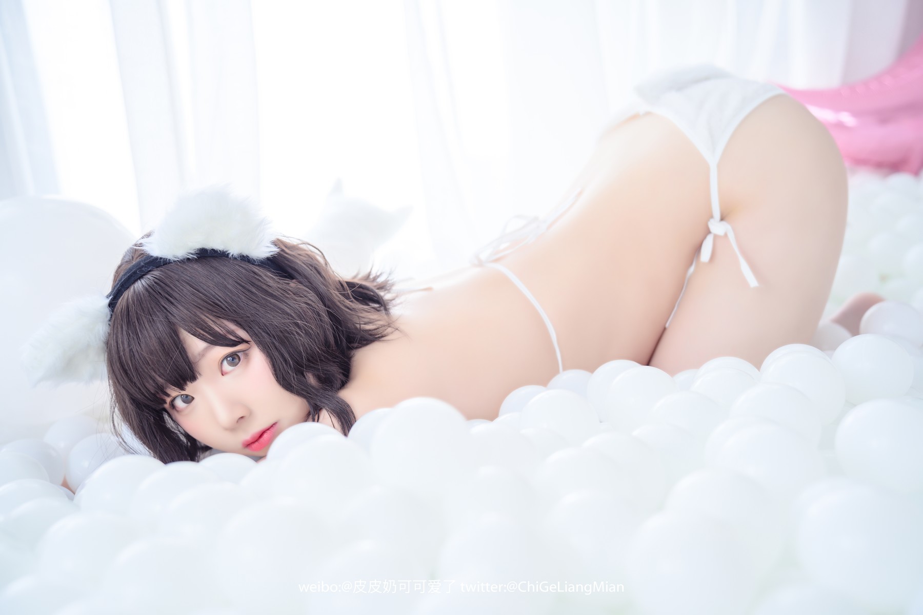 Cosplay-皮皮奶可可爱了啦-白猫-03-18