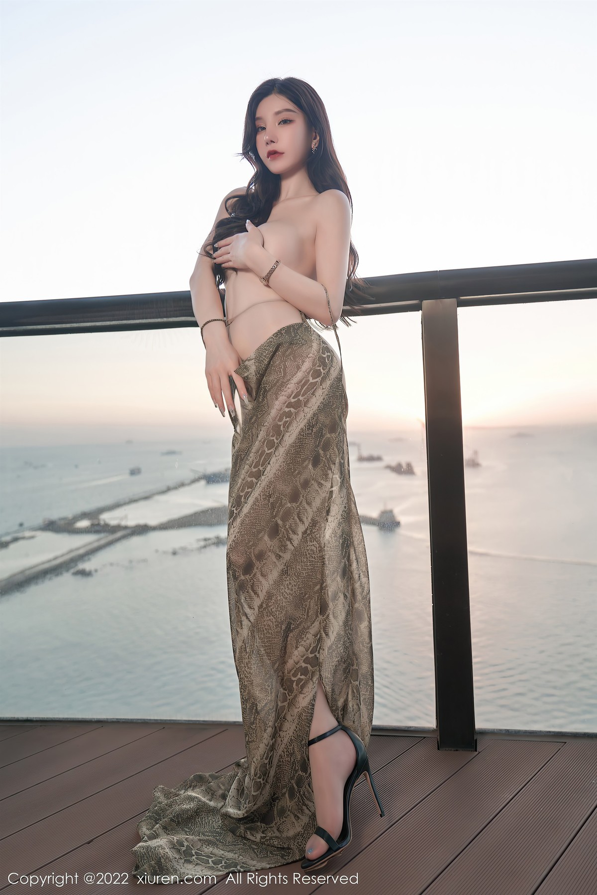 XiuRen秀人网-No4676-周于希Sally-05-01