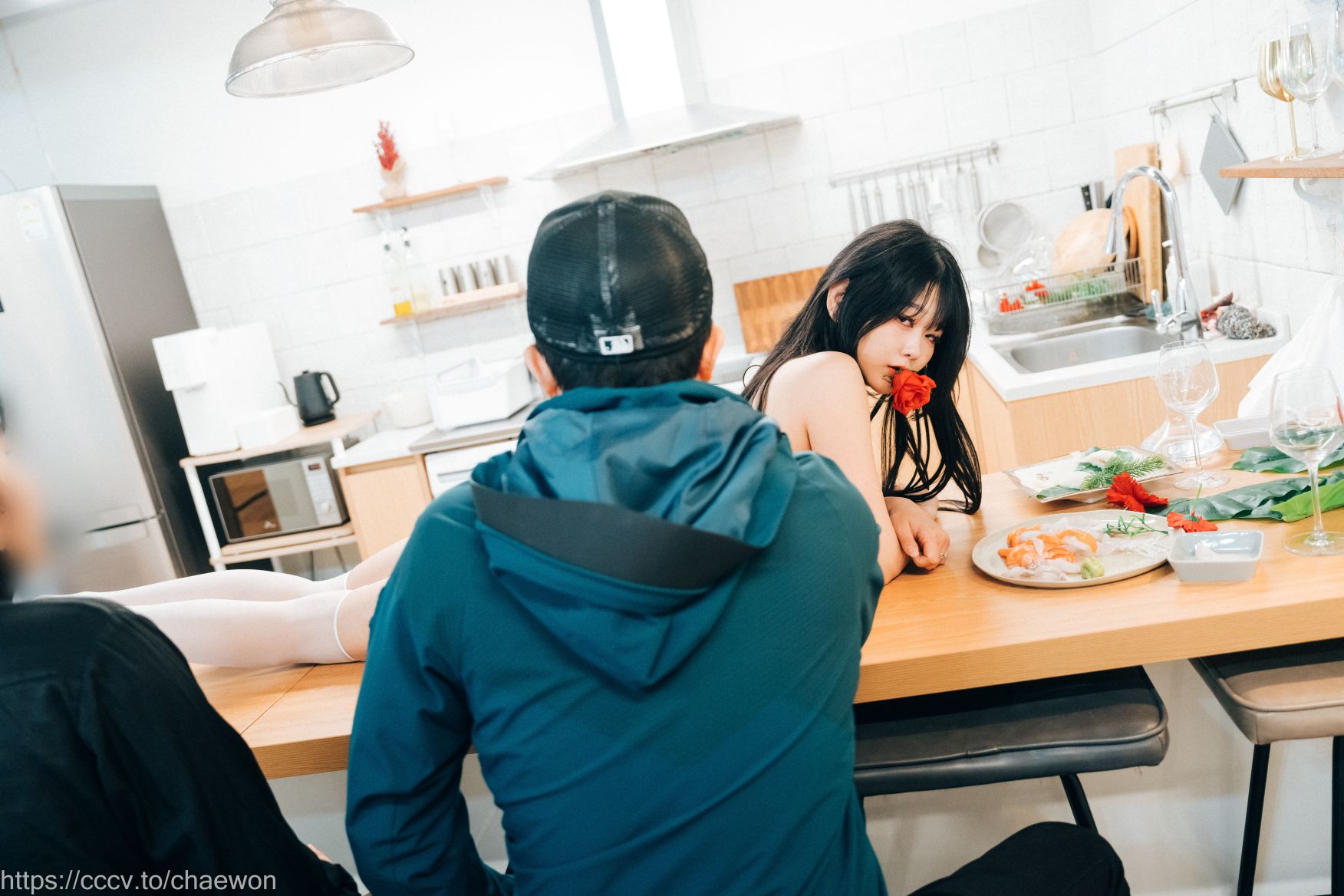 Loozy-Zia-지아---Nyotaimori-02-22