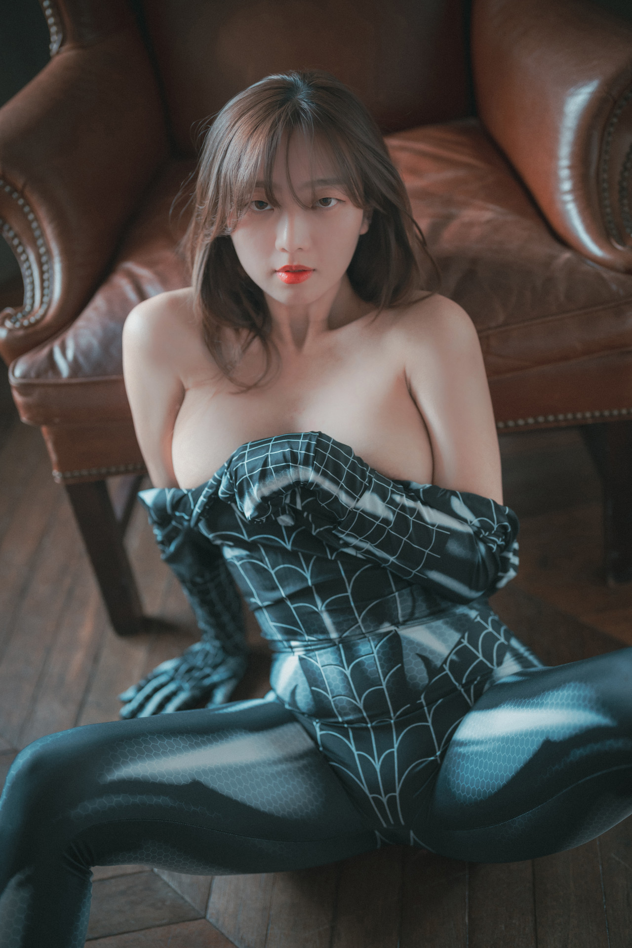 Koby-코비-DJAWA-The-Curvy-Spider-Girl-10-04