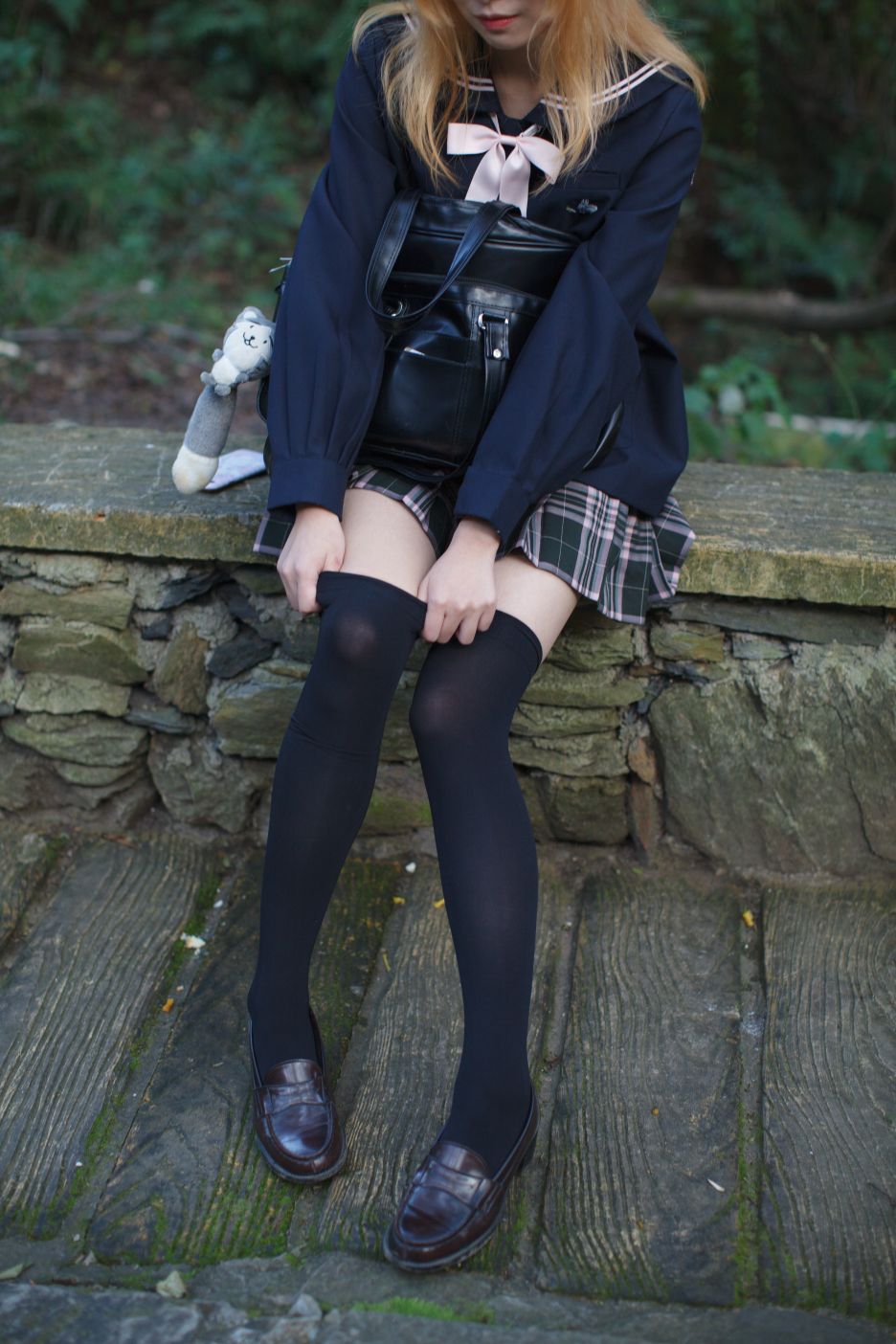 少女秩序写真-EXvol002-白丝格子裙80P-8426M-01-07