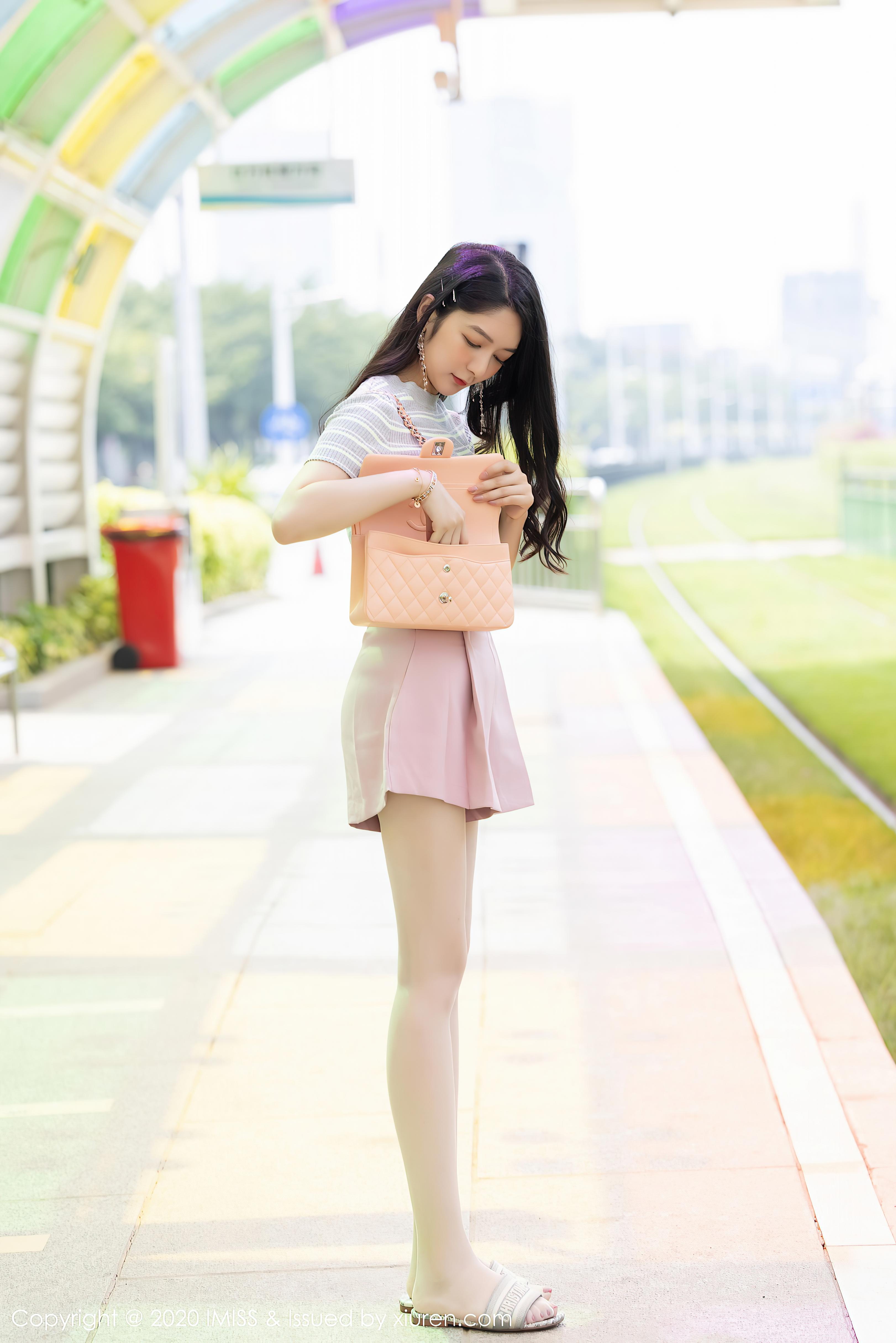 020-IMiss爱蜜社-20201123-VOL526-Angela小热巴-43P-40101-MB-08-23