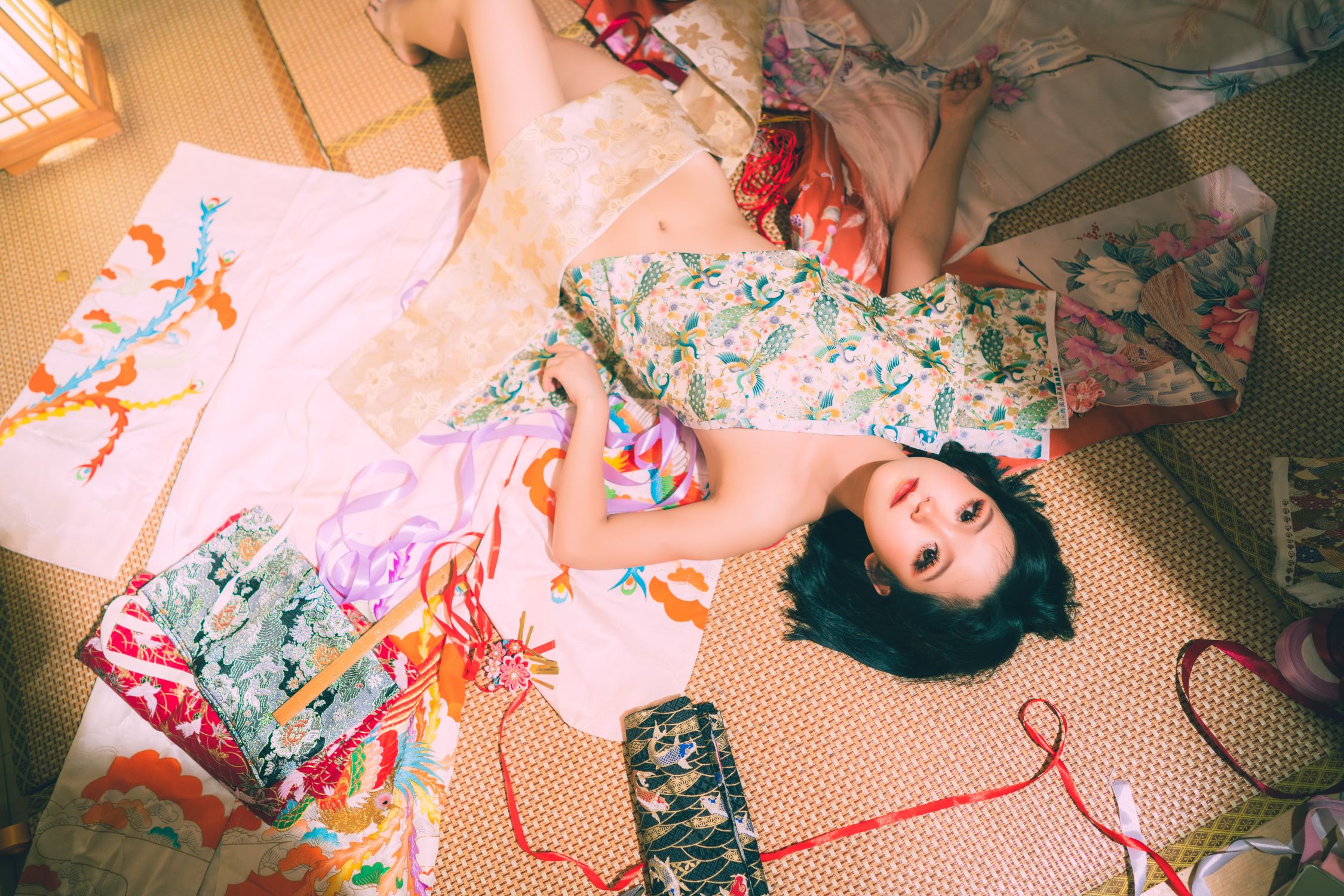 黄金二逼王-制衣-03-23