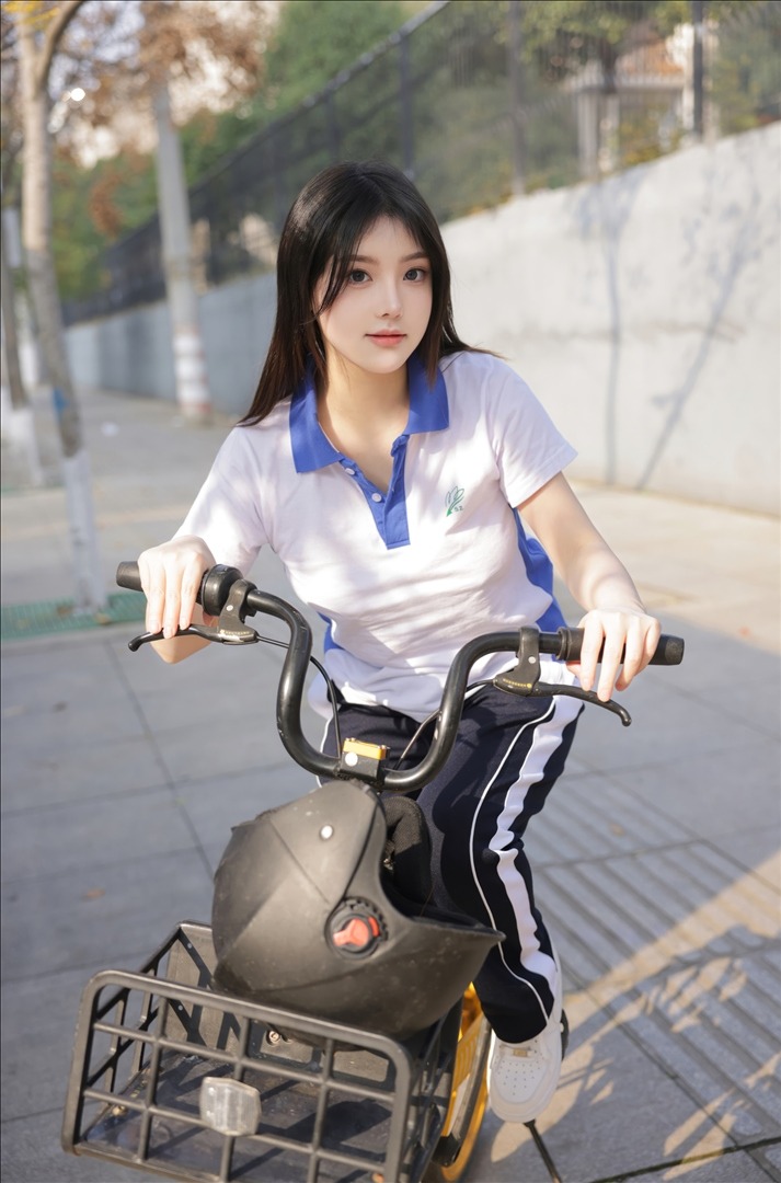 豆瓣酱---公交车-85P-85P-153-GB-20240811e-08-14