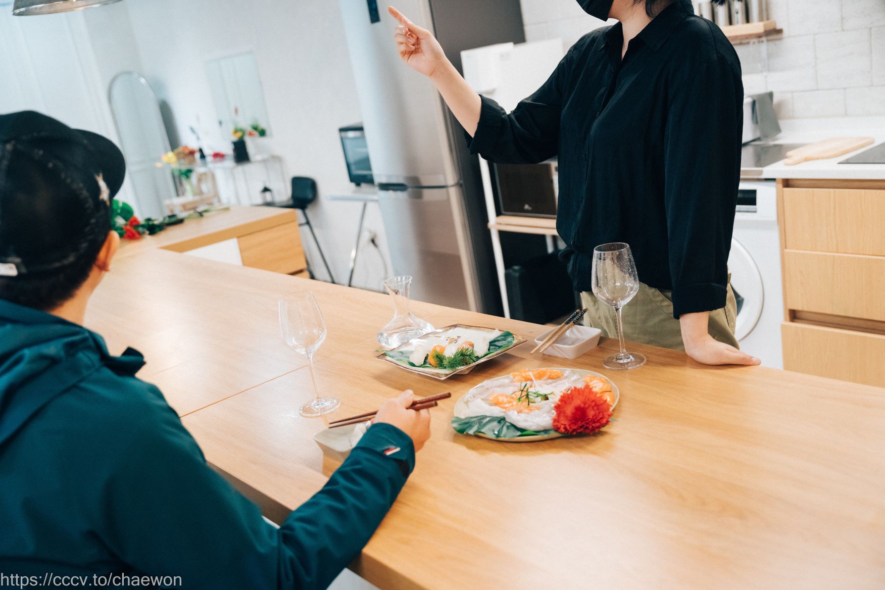 Loozy-Zia-지아---Nyotaimori-02-22