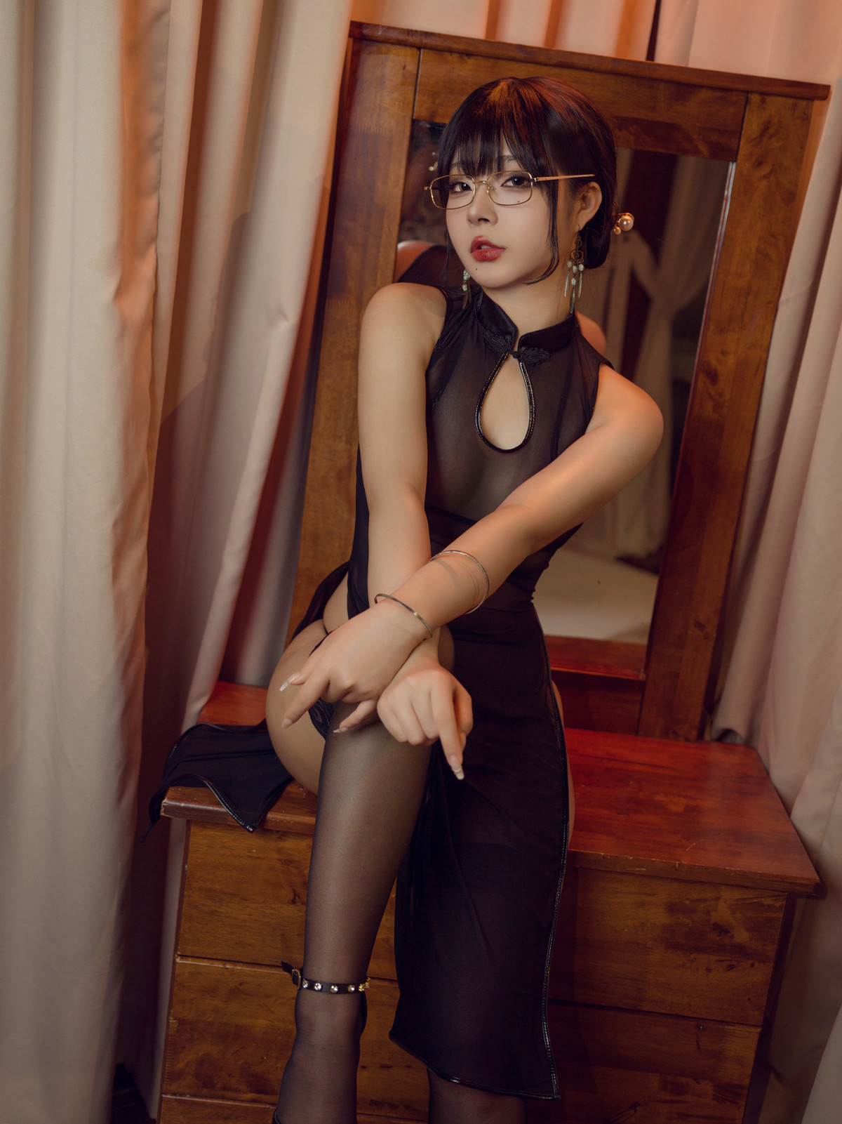 Cosplay-Yuuhui玉汇-靡烟旗袍-Beauty-in-The-Misty-Set01-10-28