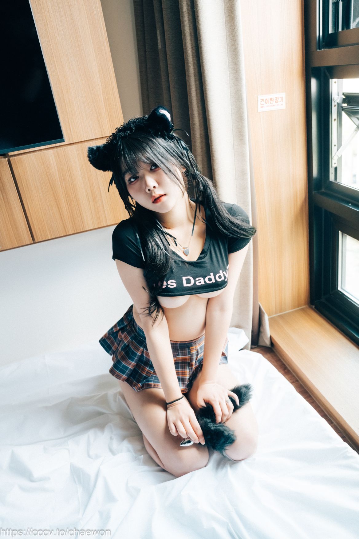 Loozy-Zia-지아---Neko-02-22
