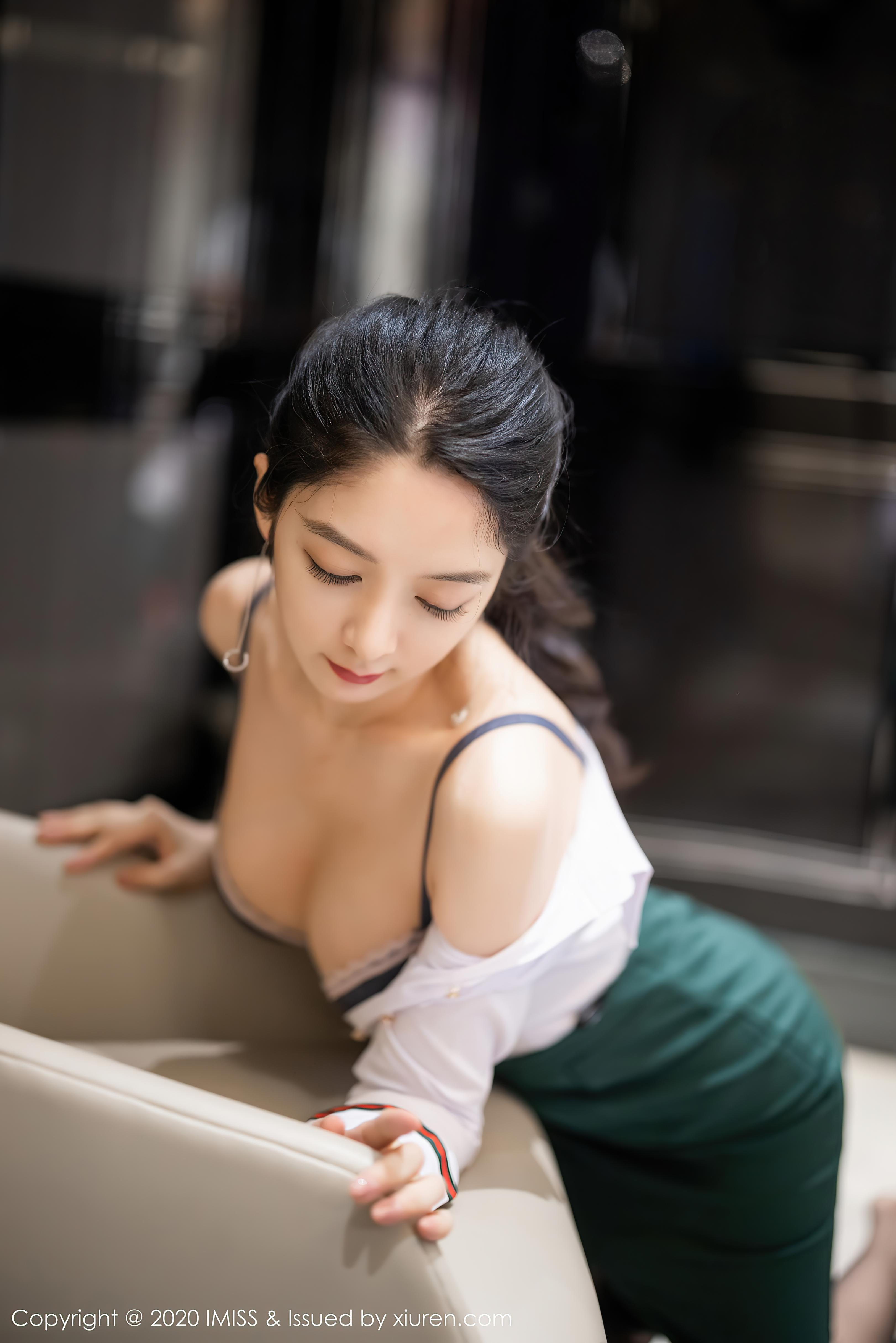 019-IMiss爱蜜社-20201105-VOL521-Angela小热巴-55P-44442-MB-08-23