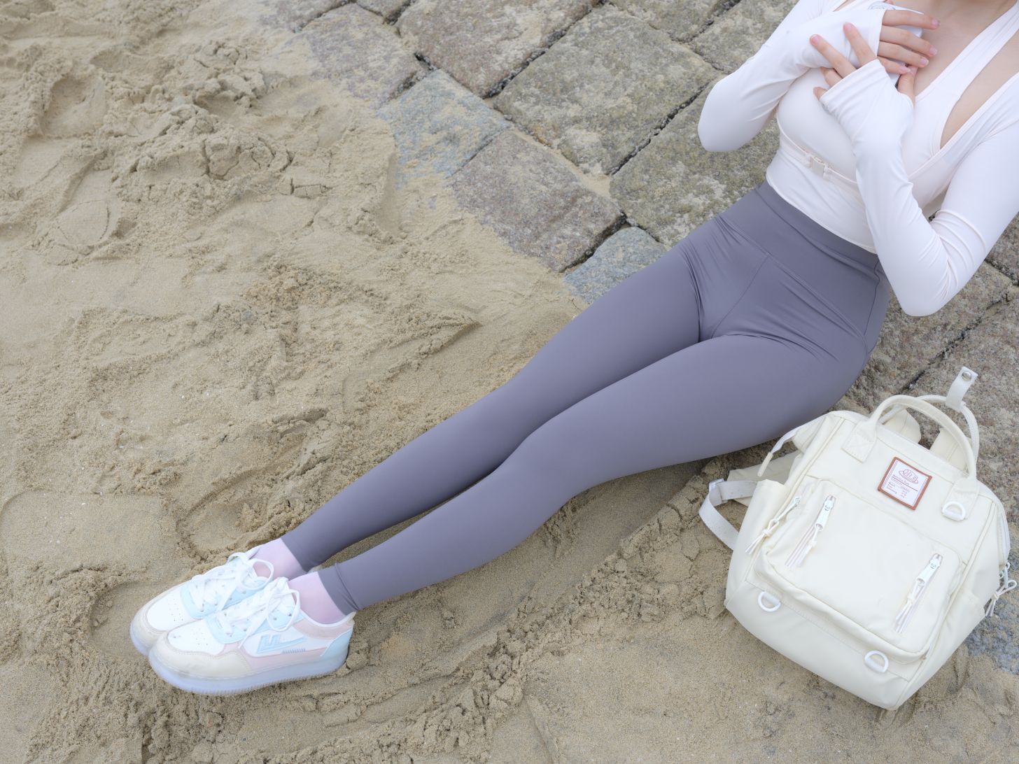 森萝财团-内部-晴涩11-104P1V-05-07