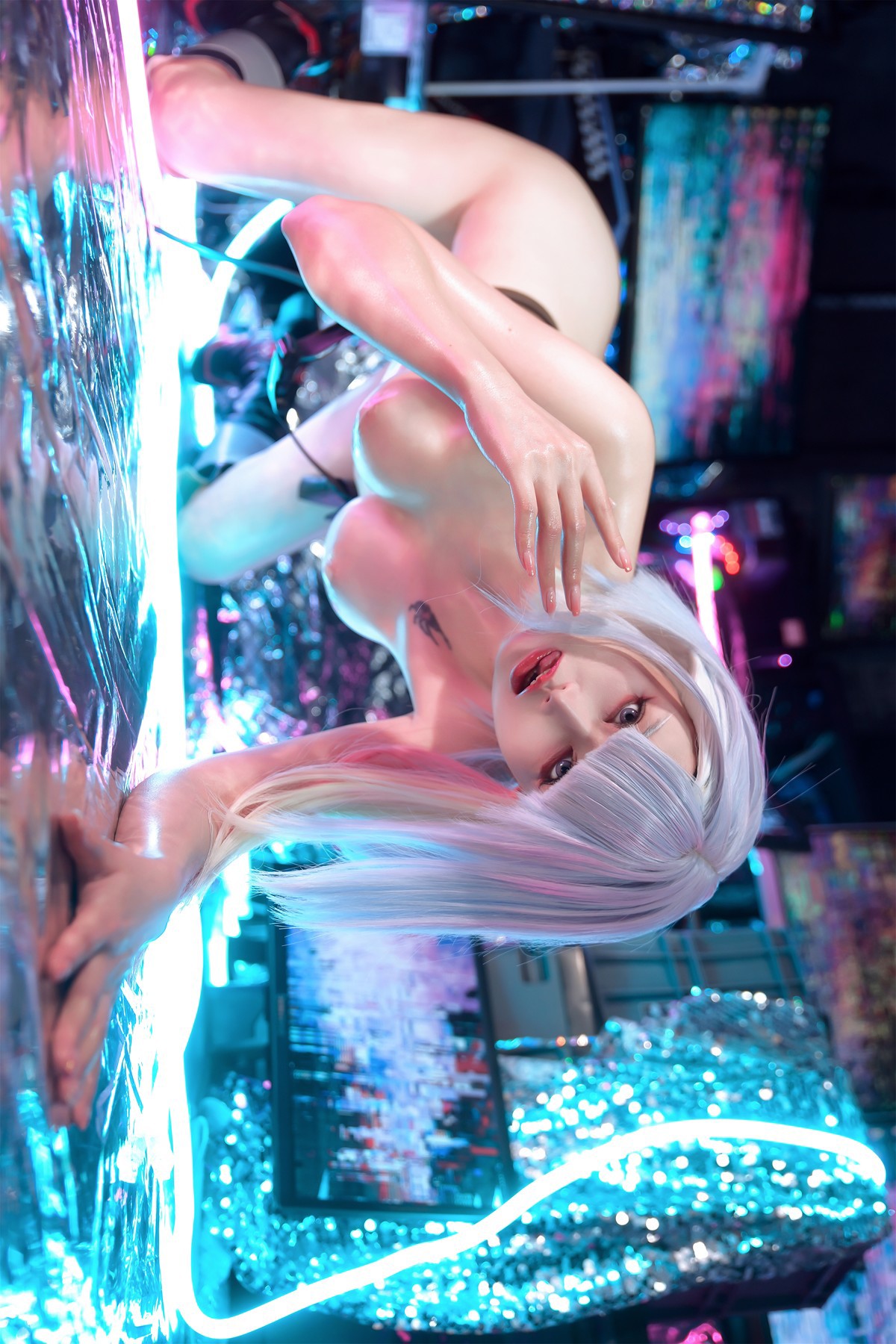 Cosplay-鹿八岁-赛博朋克边缘行者-露西-02-23