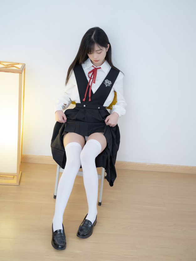 VIP晞可-束缚衣-124P1V-579G-01-23