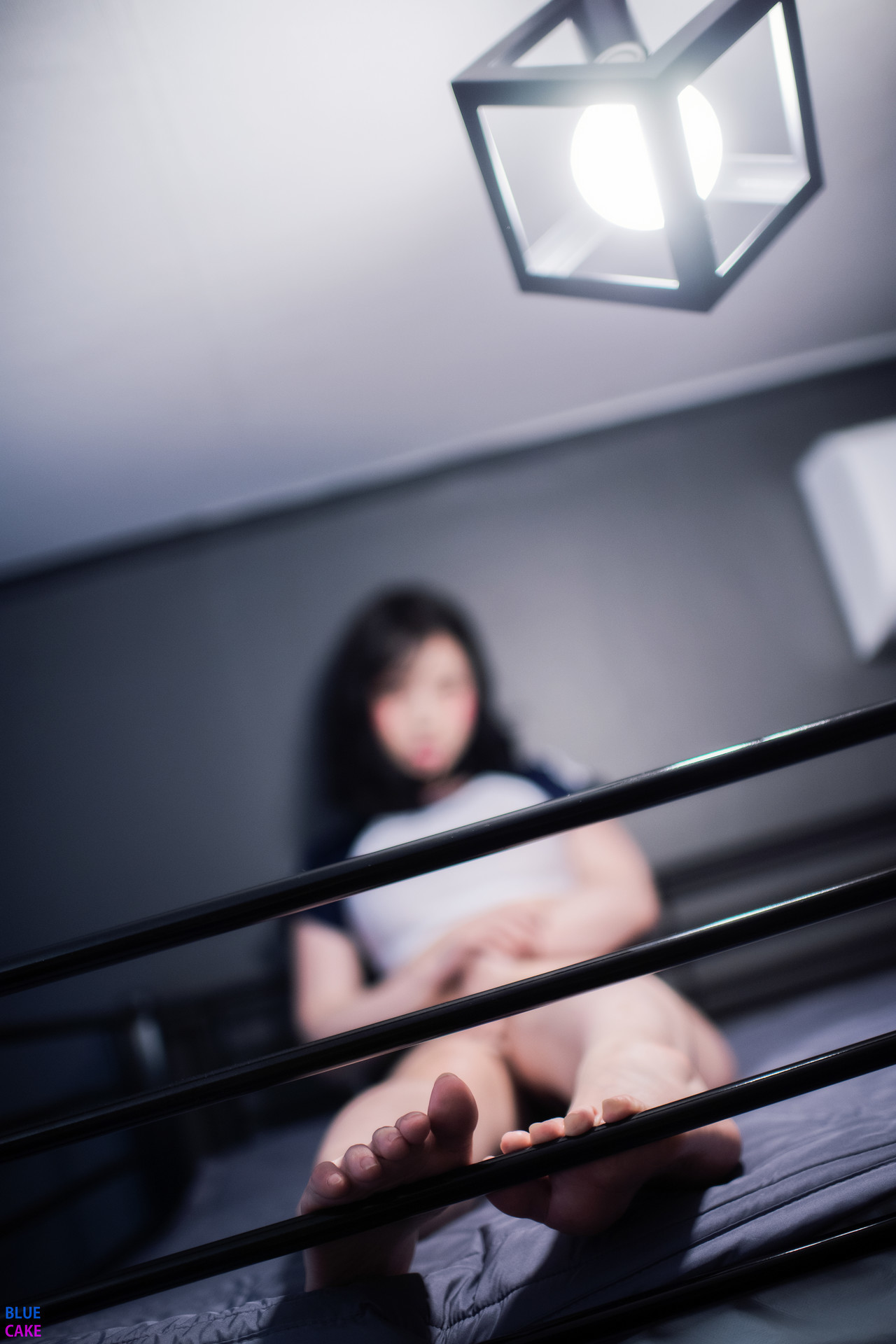 Luci-루시-BLUECAKE-Hello-I-am-DVa-Kim-04-02