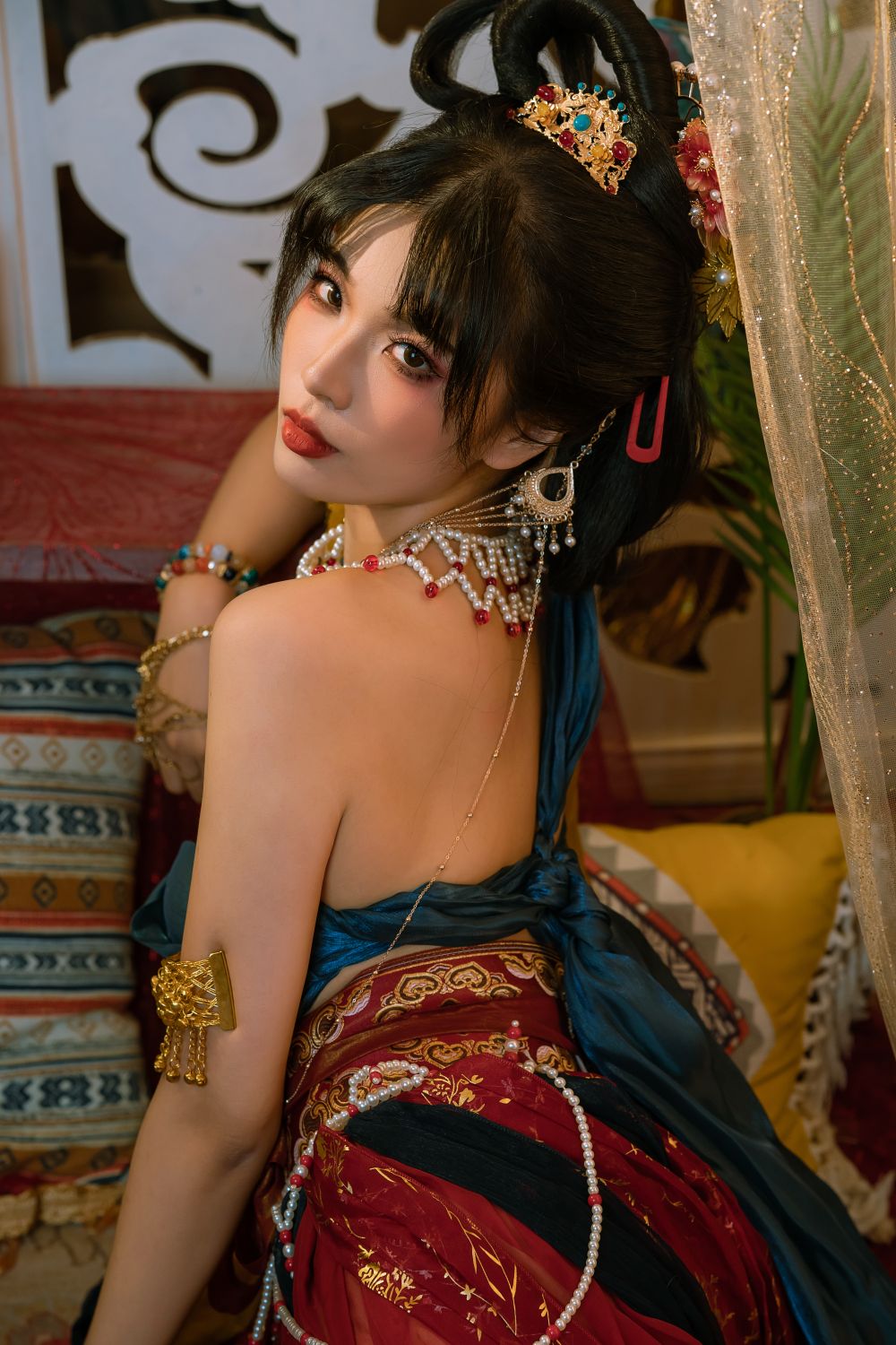 云溪溪-奶桃桃轩萧学姐-朝开1-34P-1V-15GB-04-05