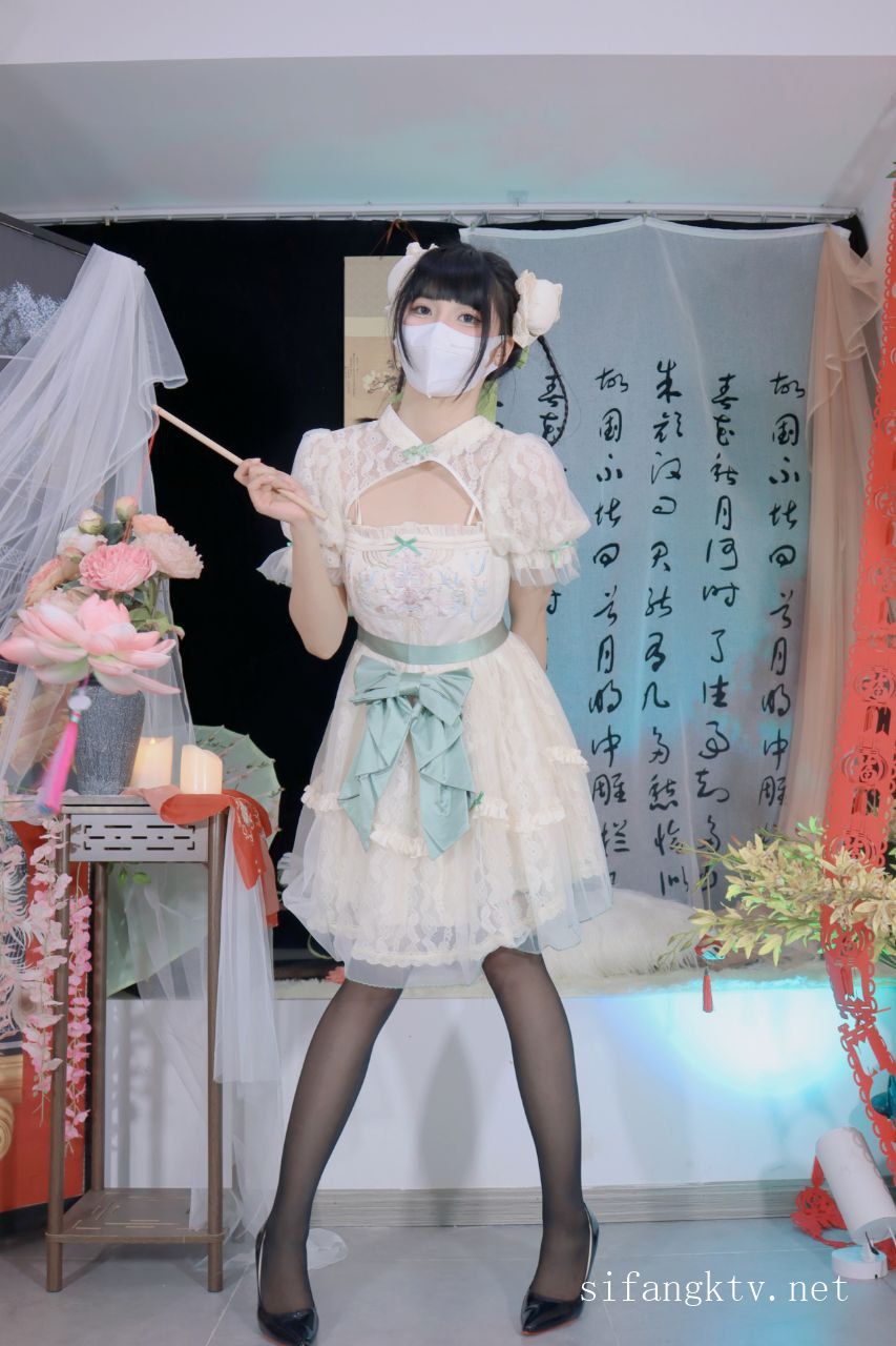 Miao喵酱x小简x奶糊-2024大型三人春晚限定-裸舞才艺-02-16