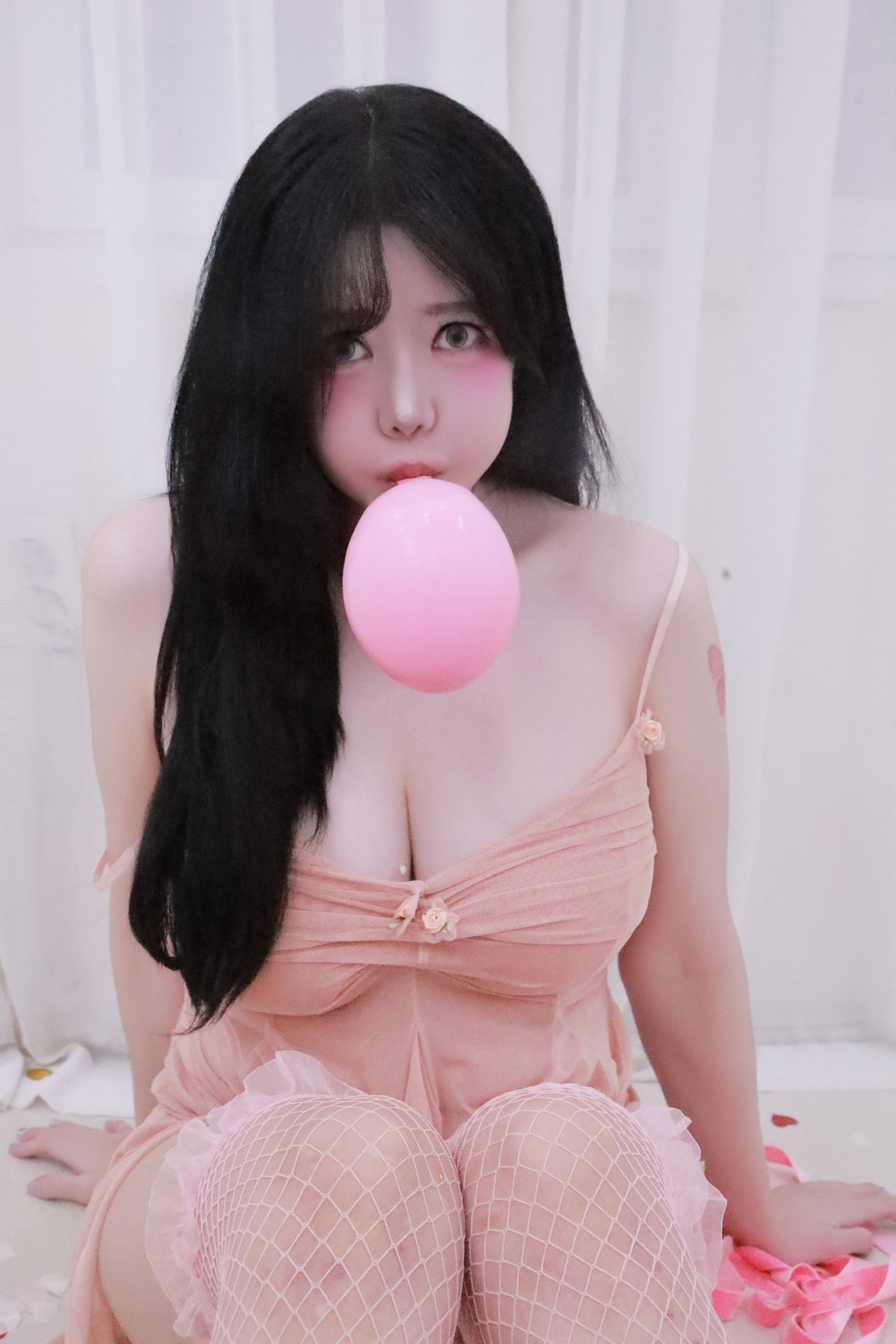 Jisu-a-안지수--Birthday-100P-08-19