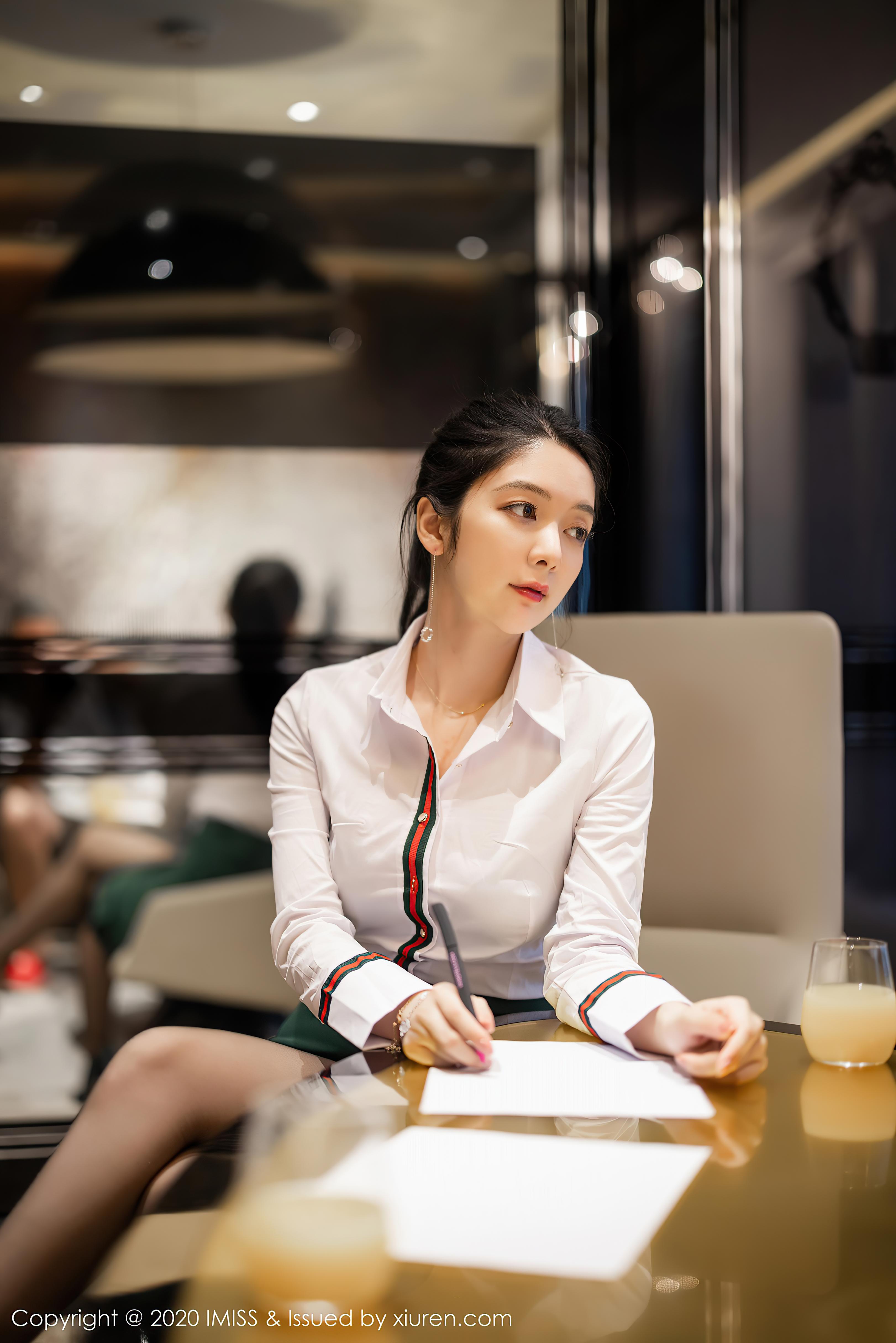 019-IMiss爱蜜社-20201105-VOL521-Angela小热巴-55P-44442-MB-08-23