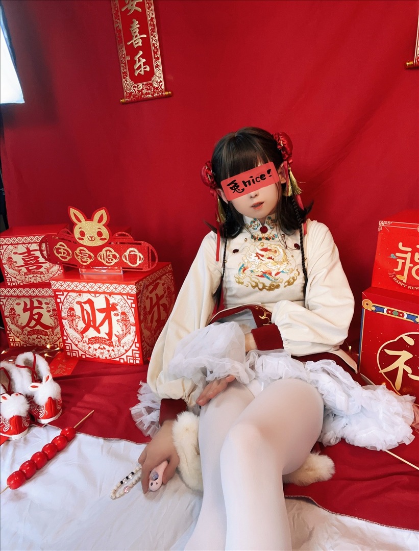 白丝奶糖酱---新年女仆-108P-108P-38759-MB-20240824j-08-25