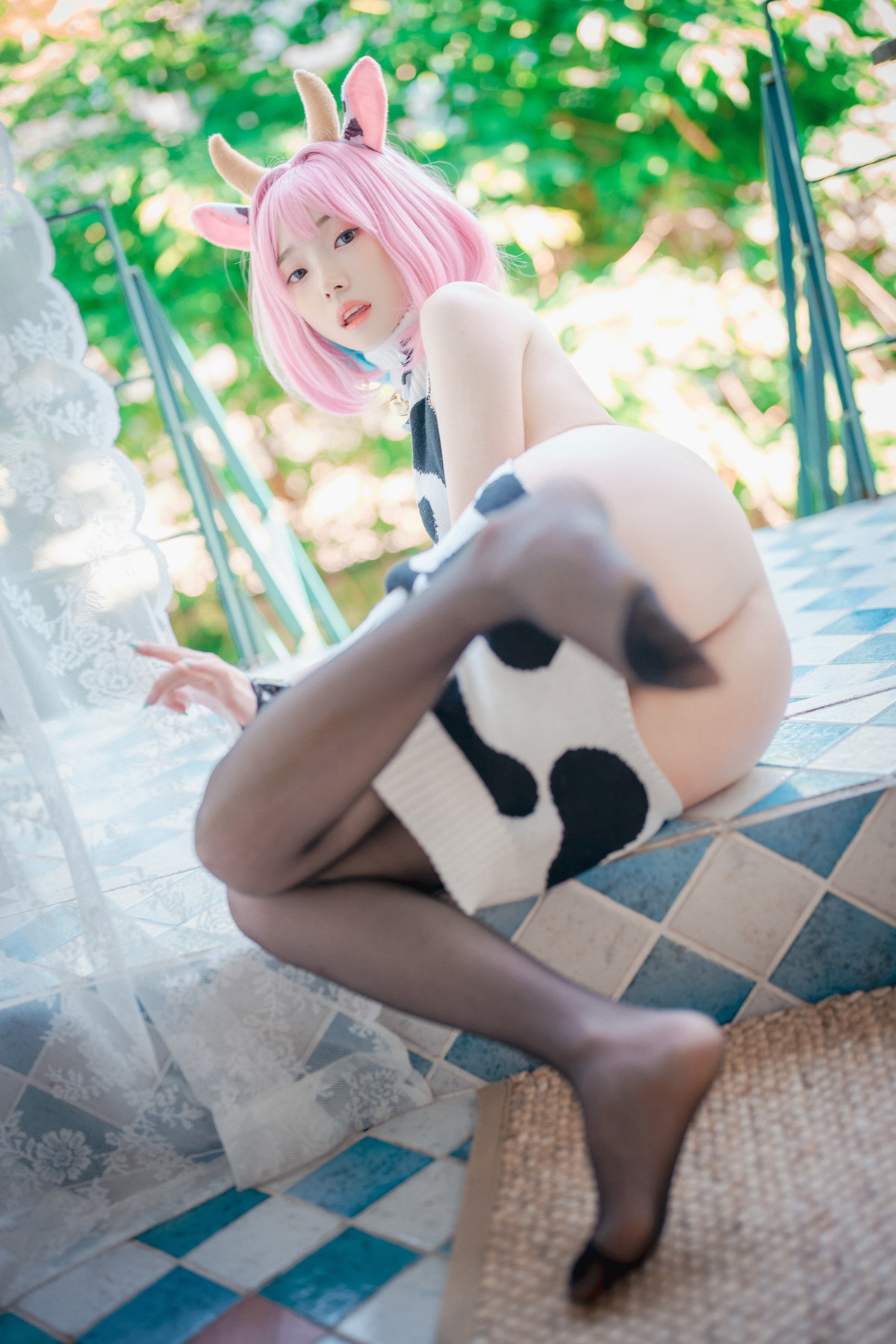 Bambi-밤비-DJAWA-8216Riamu8217s-Celebrating-the-Year-of-the-Cow8217-Set01-08-28