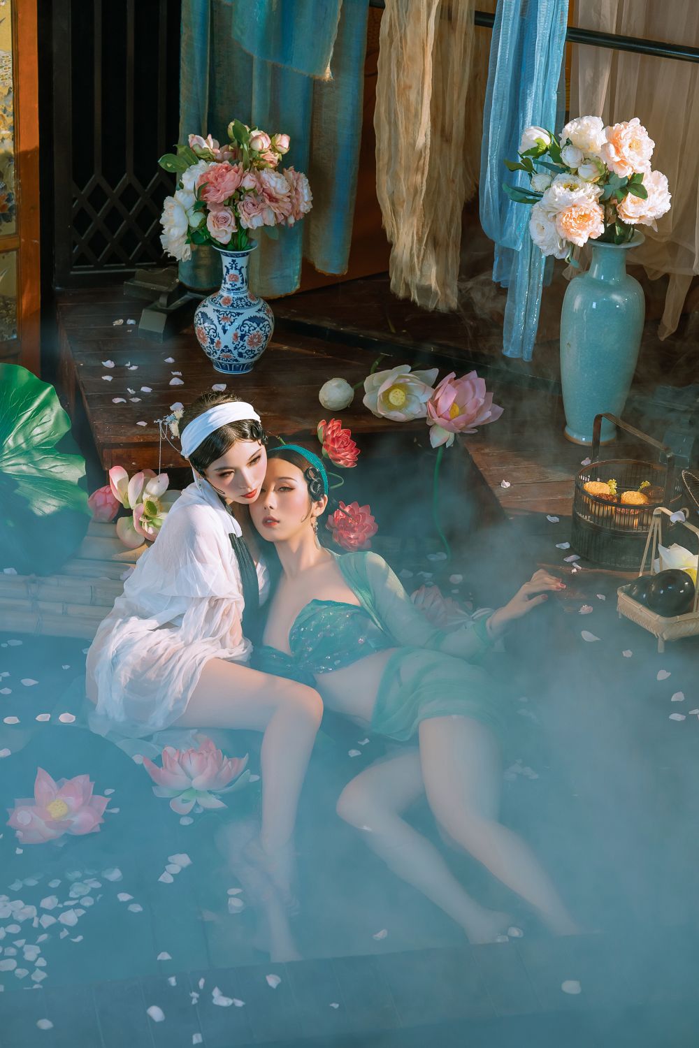 云溪溪-奶桃桃轩萧学姐-朝开2-26P-1V-135GB-04-05