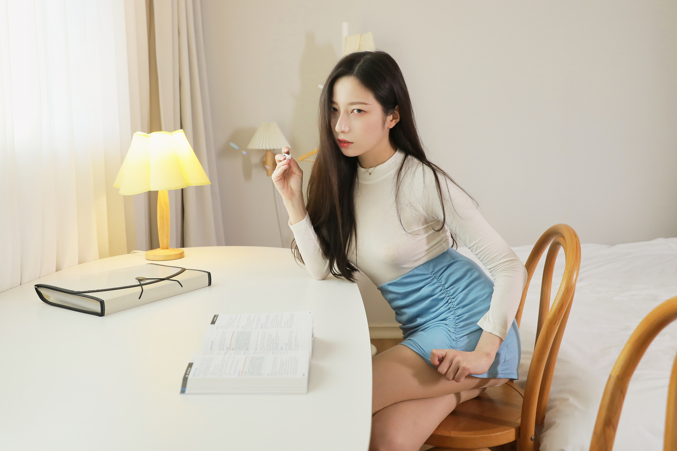 RISA-리사-BUNNY-First-Class-04-08