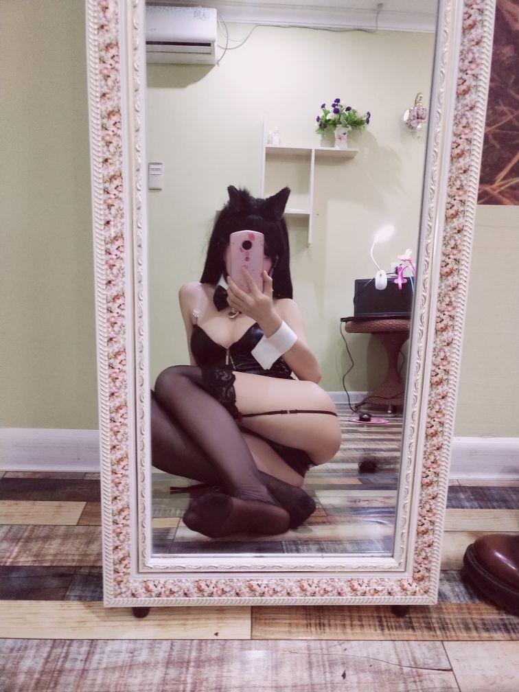 水淼---爱宕-兔女郎-自拍-02-09