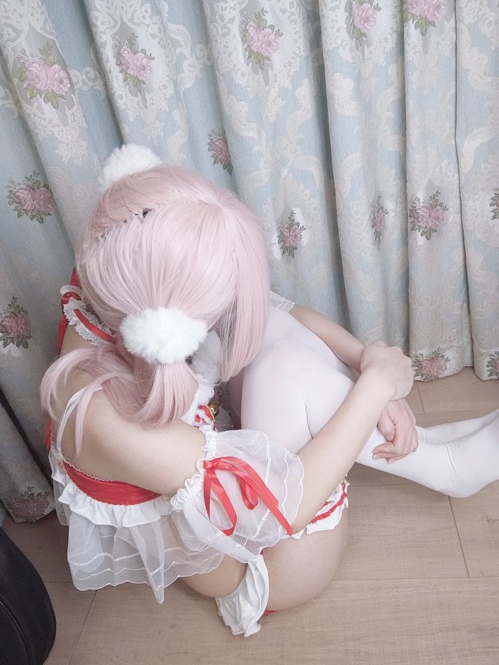 神沢永莉---平安夜红色分体式-04-03-2