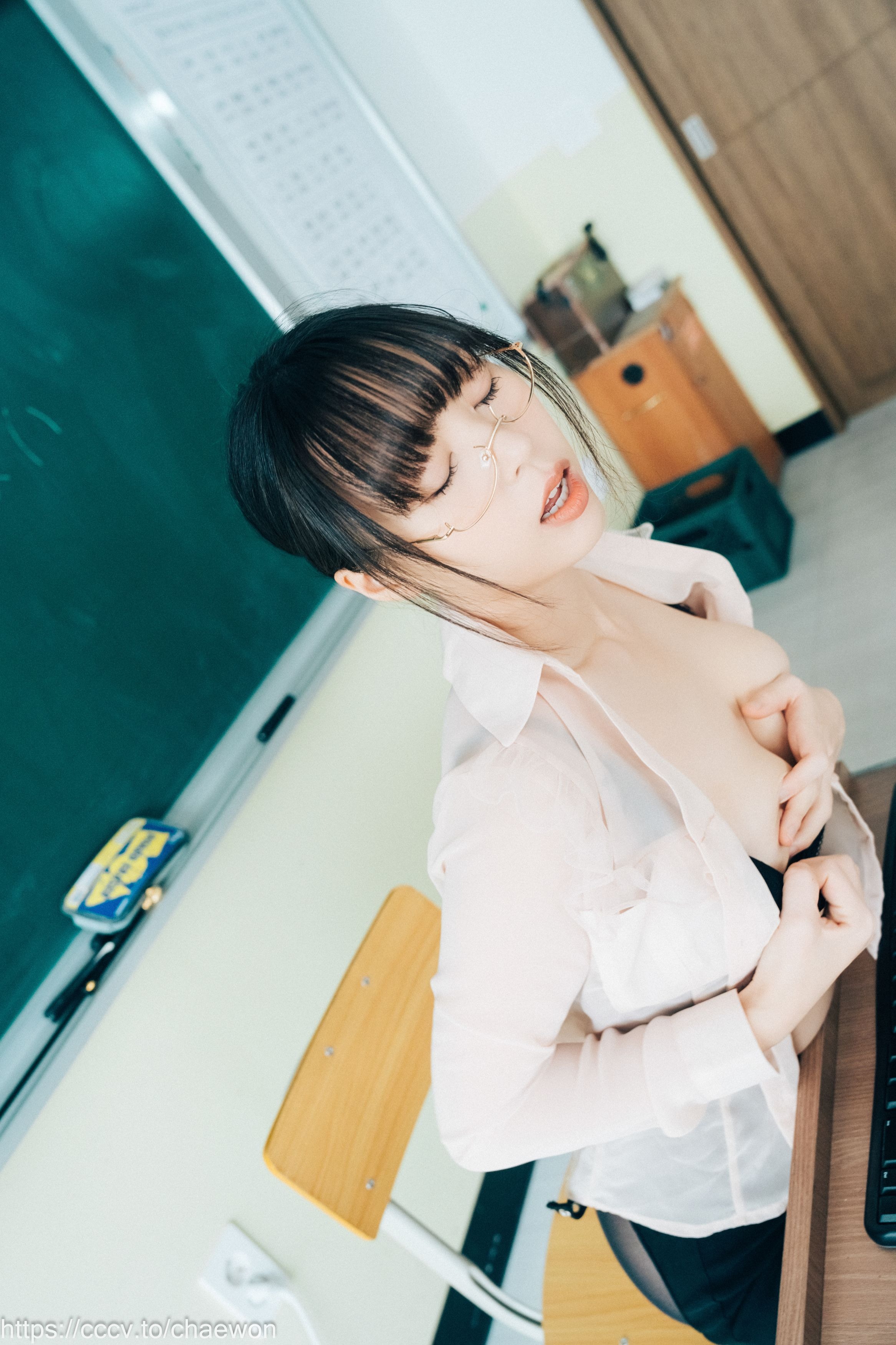 Loozy-Mozzi-모찌--Remedial-Class-Original-Version-205P-09-01