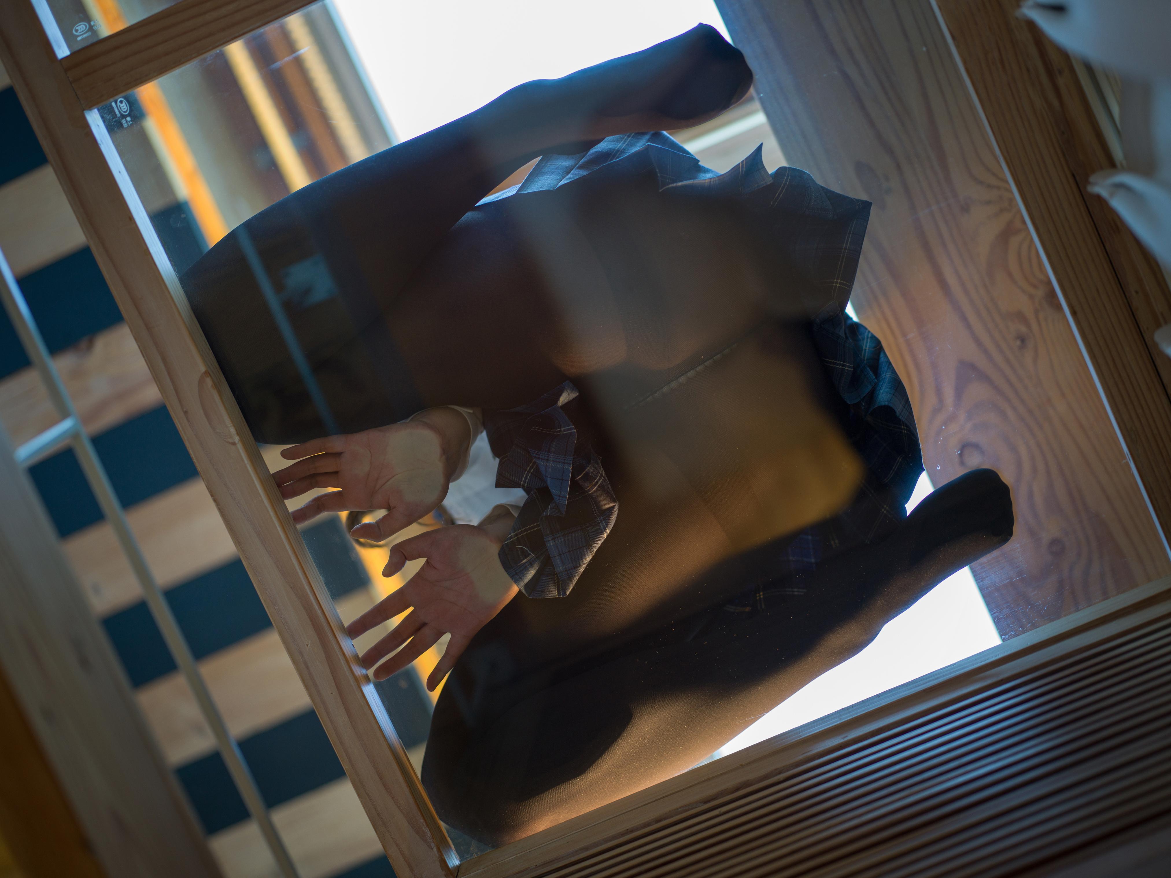 011-麻花酱---保守老师珍珠jk-80P2V-807MB-08-31