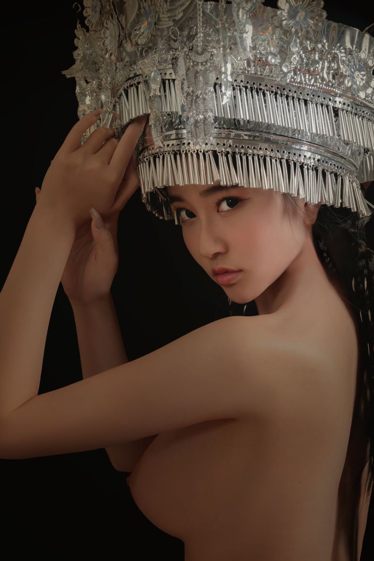 年年---苗疆少女50P-333M-01-24