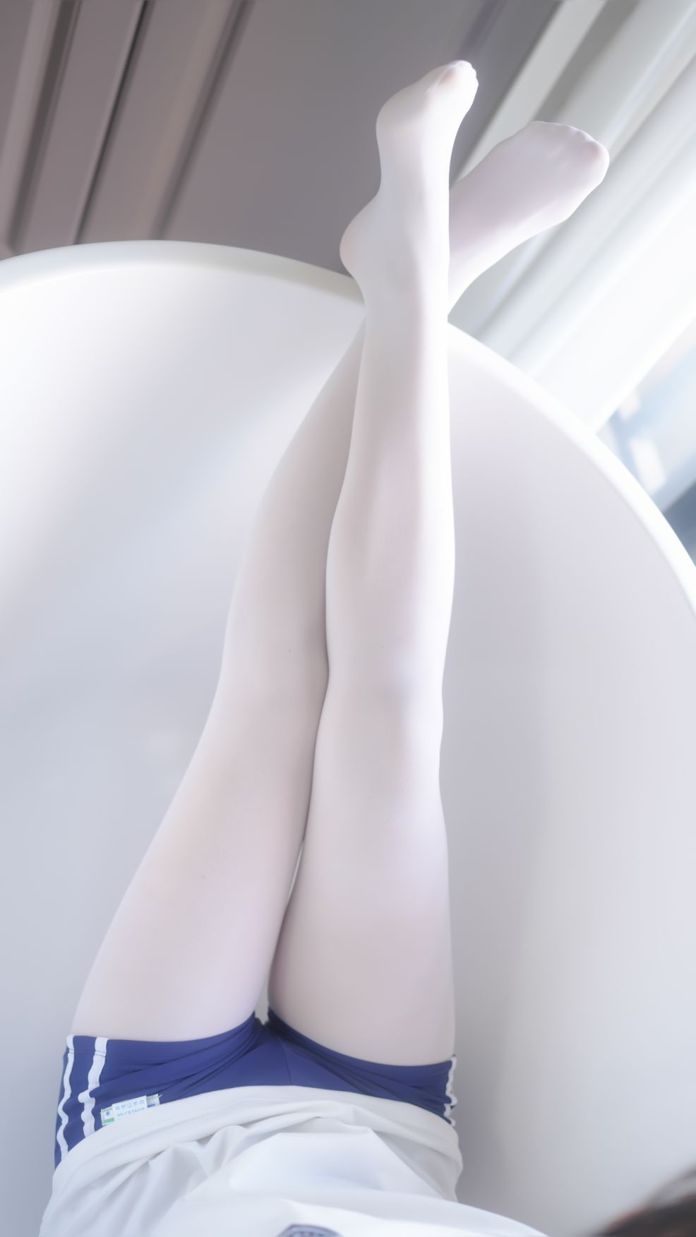 紧急企划-小婕-校服白丝-R18-65P1V-944M-06-29