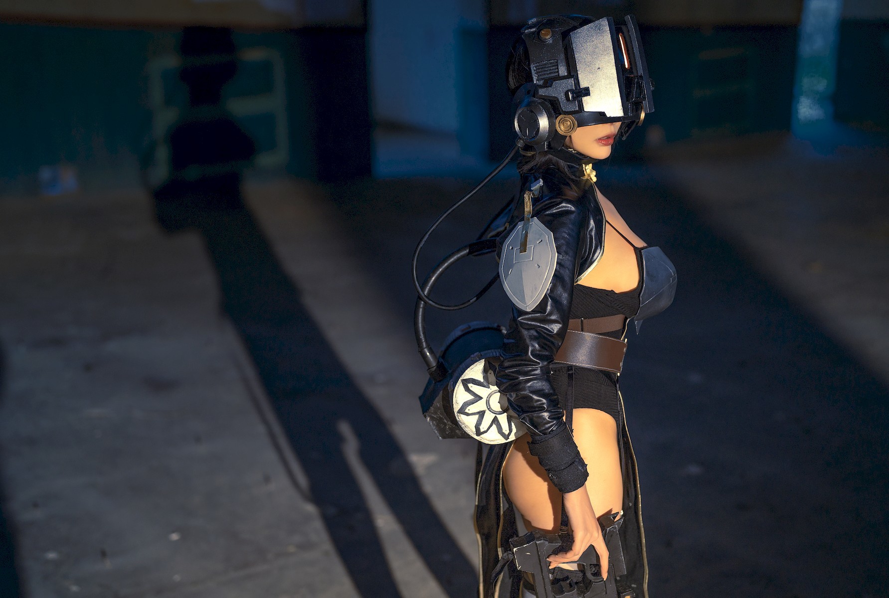 夏小秋秋秋-Cosplay-荷光者梵蒂-09-13