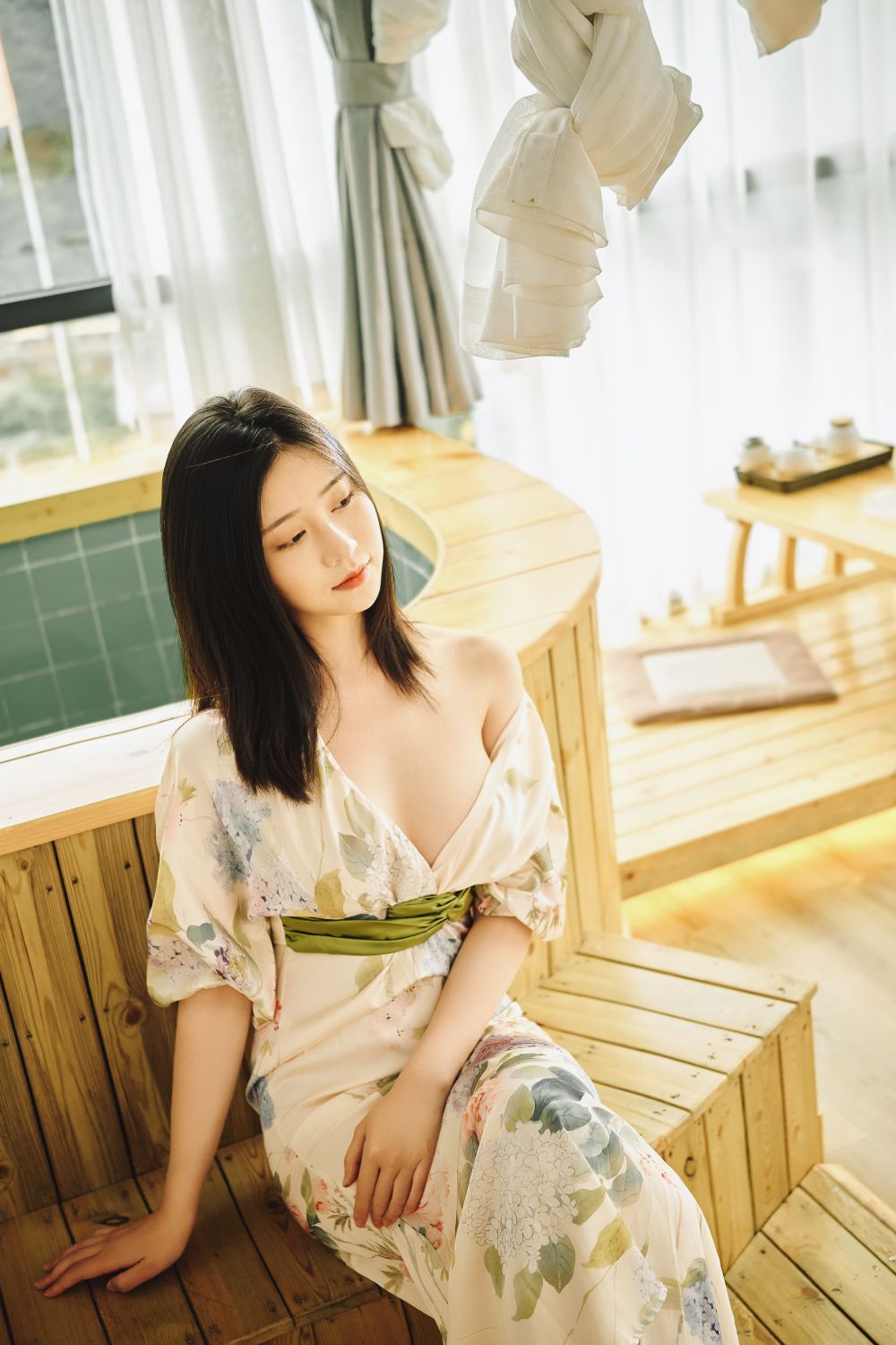 年年---七月40P-2988M-01-25